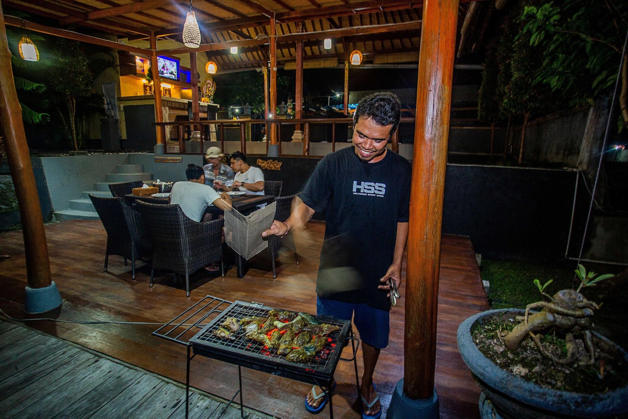 Restaurant Tatak Bunut Villa Ceningan