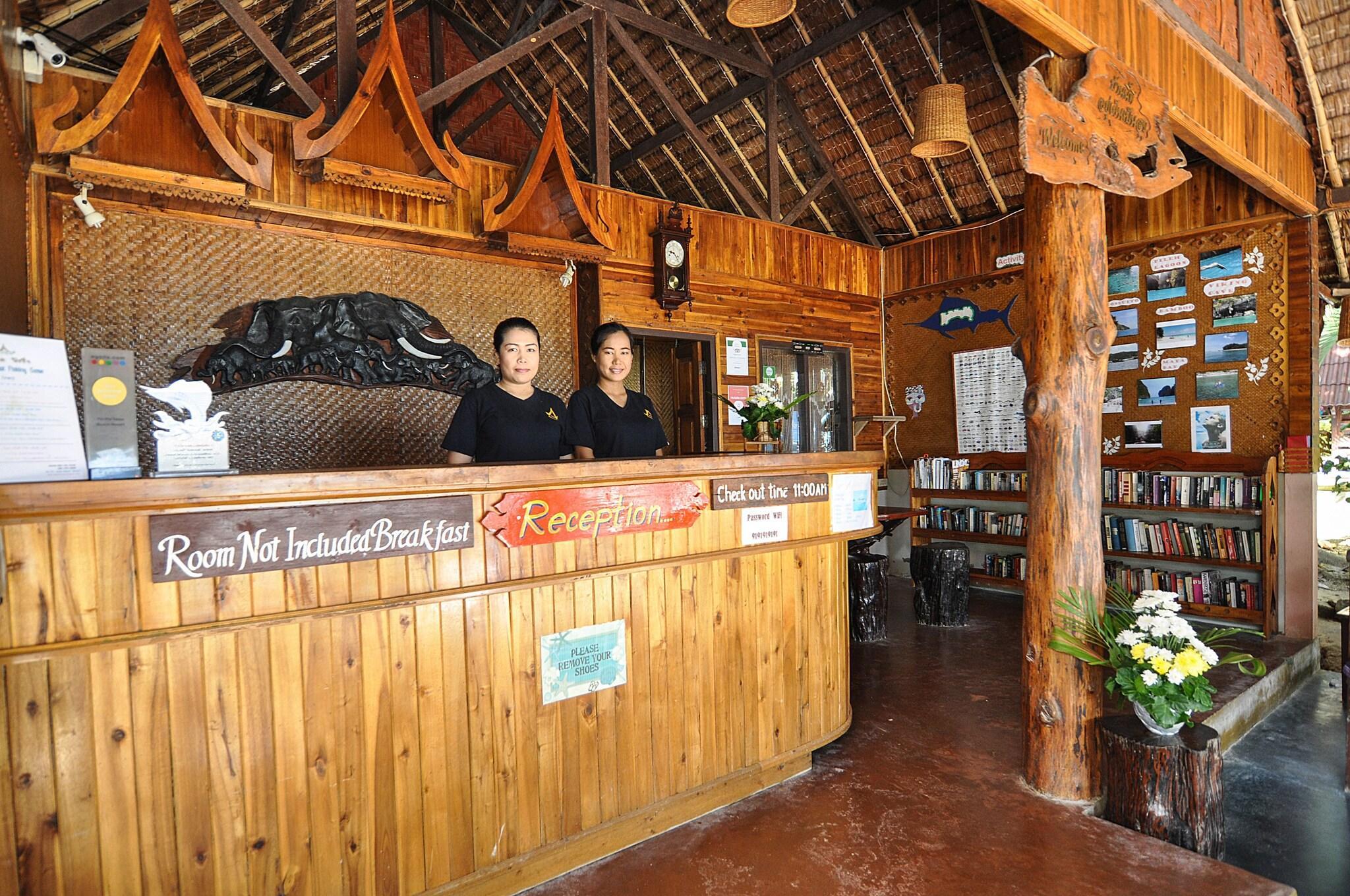 Vista Lobby Phi Phi Relax Beach Resort
