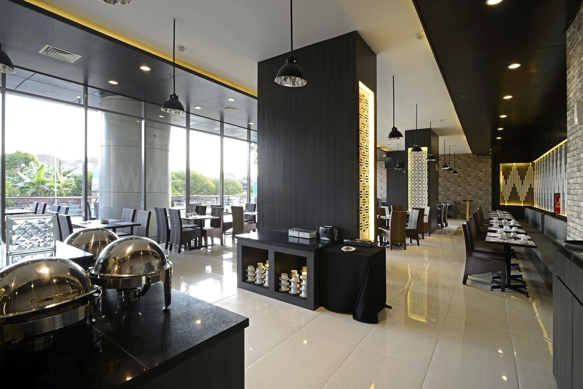 Restaurant Midtown Residence Surabaya