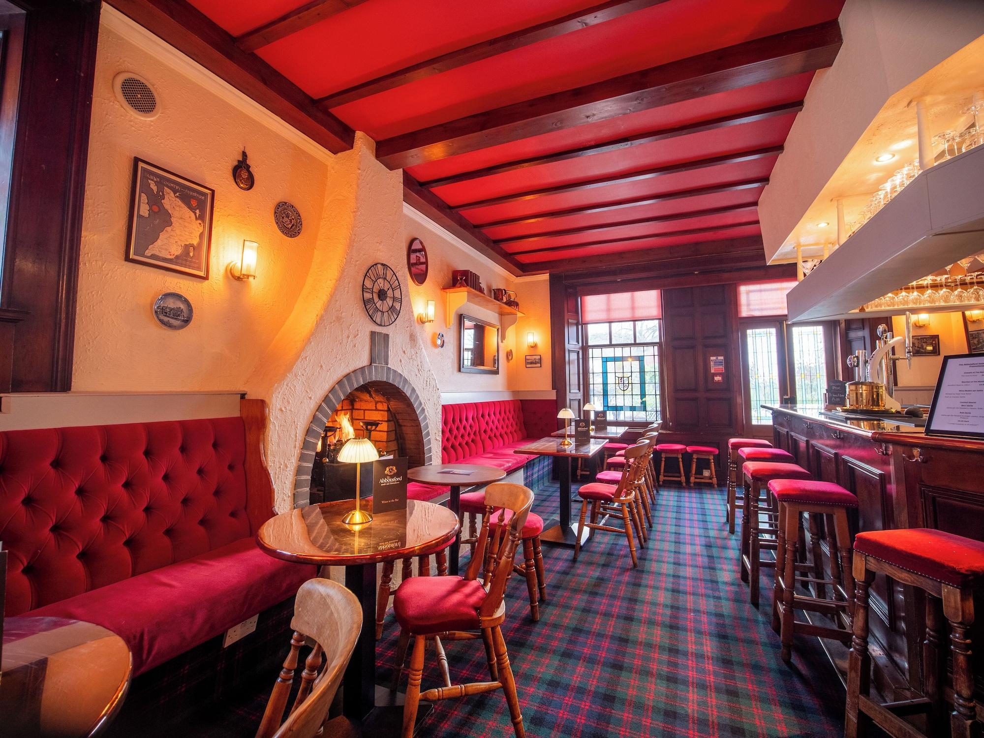 Bar/Salón Abbotsford Hotel