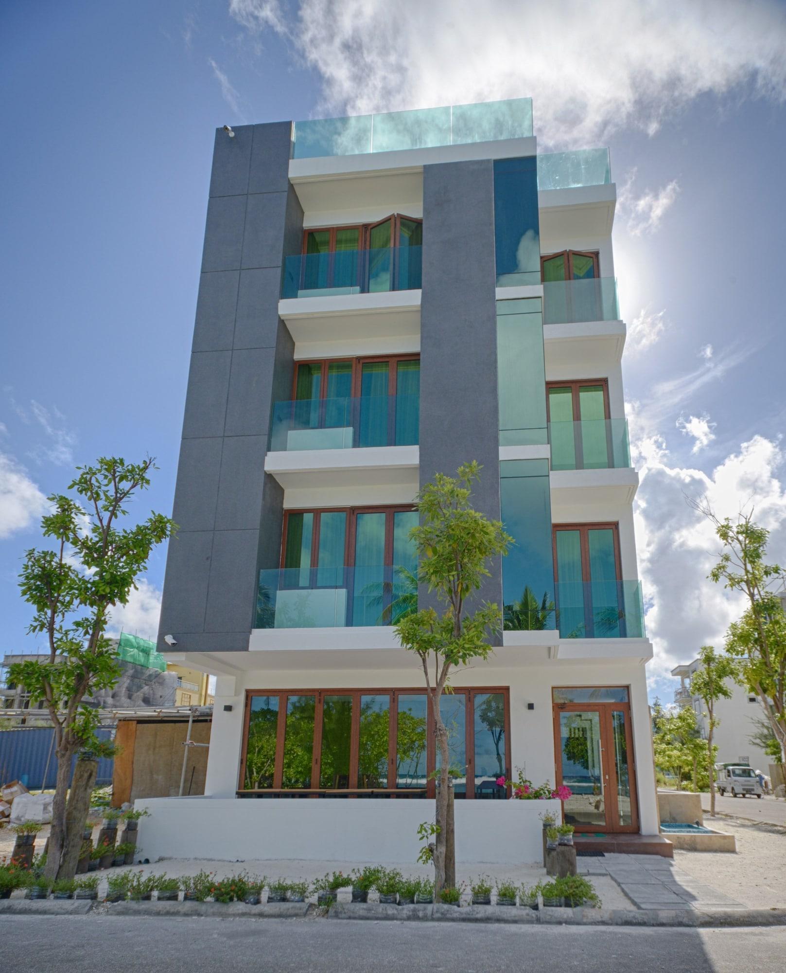 Gimnasio H78 Maldives
