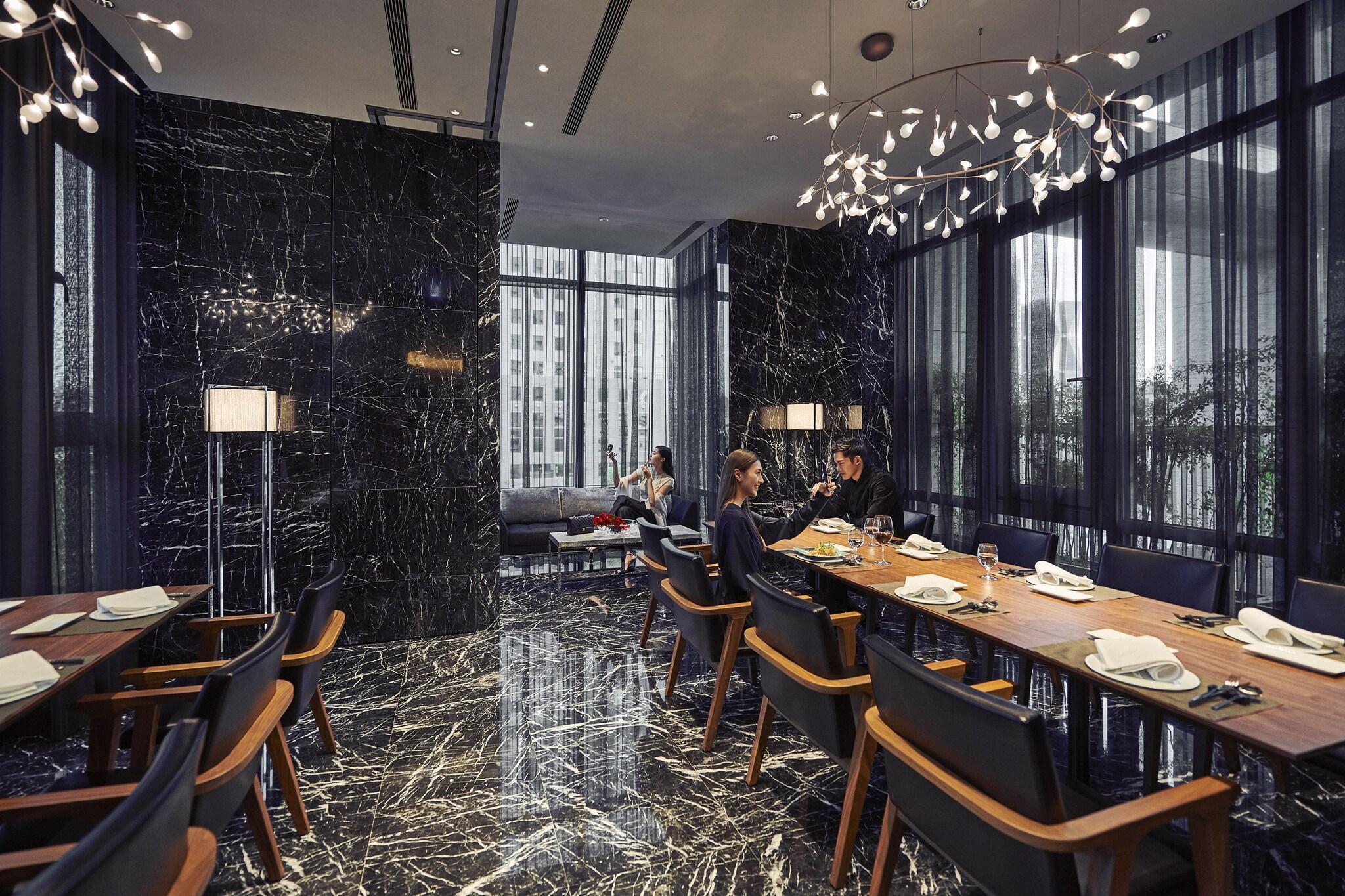Restaurant THE AMNIS, a Luxury Collection Hotel, Kaohsiung
