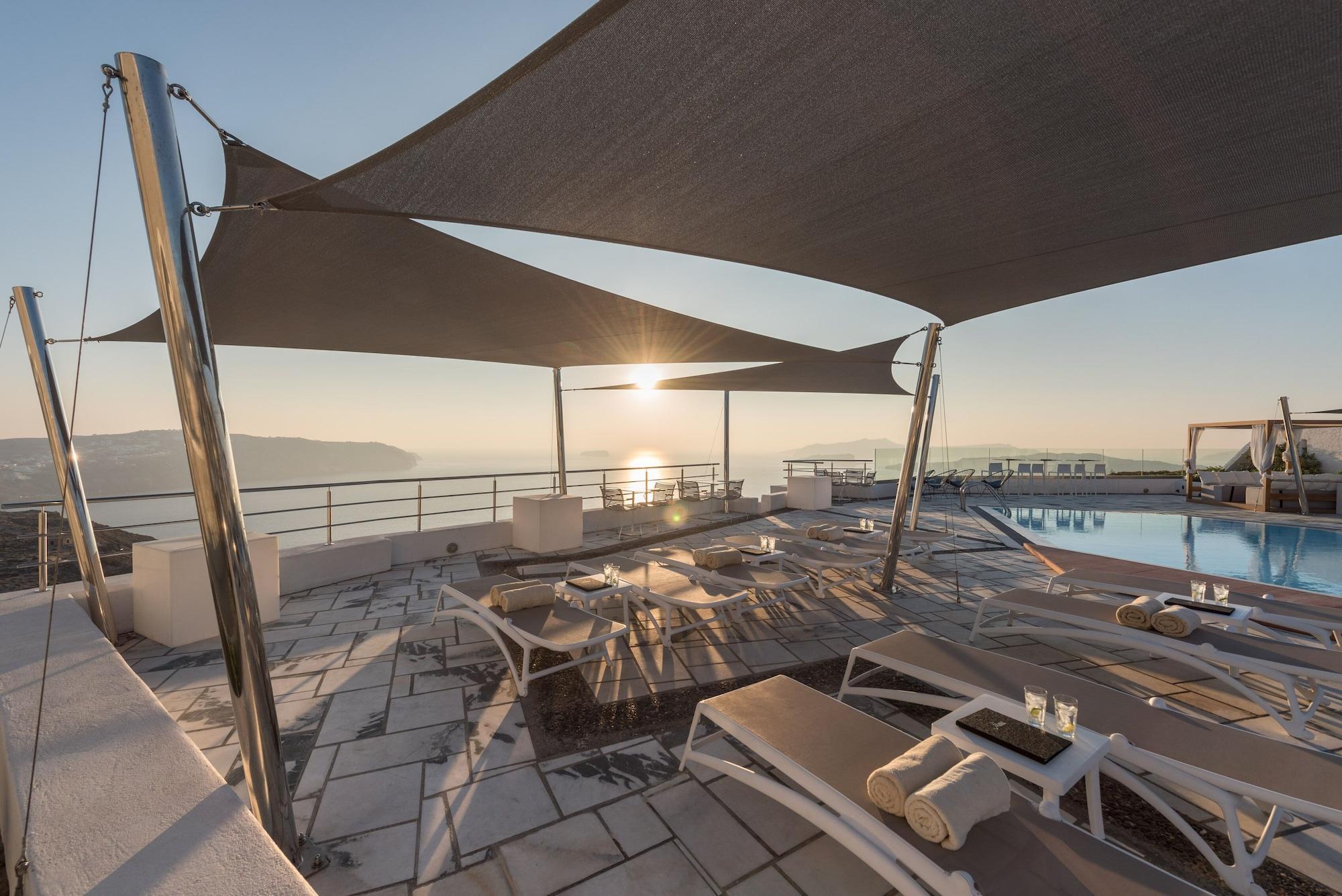 Spa Caldera's Dolphin Suites
