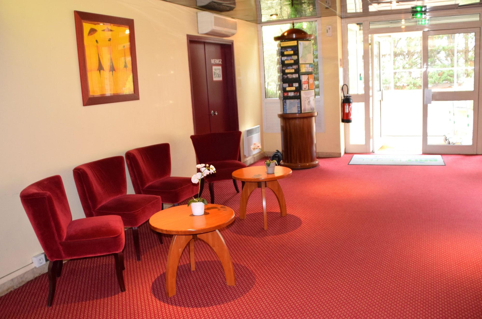 Vista Lobby Brit Hotel Bordeaux Aéroport - Le Soretel