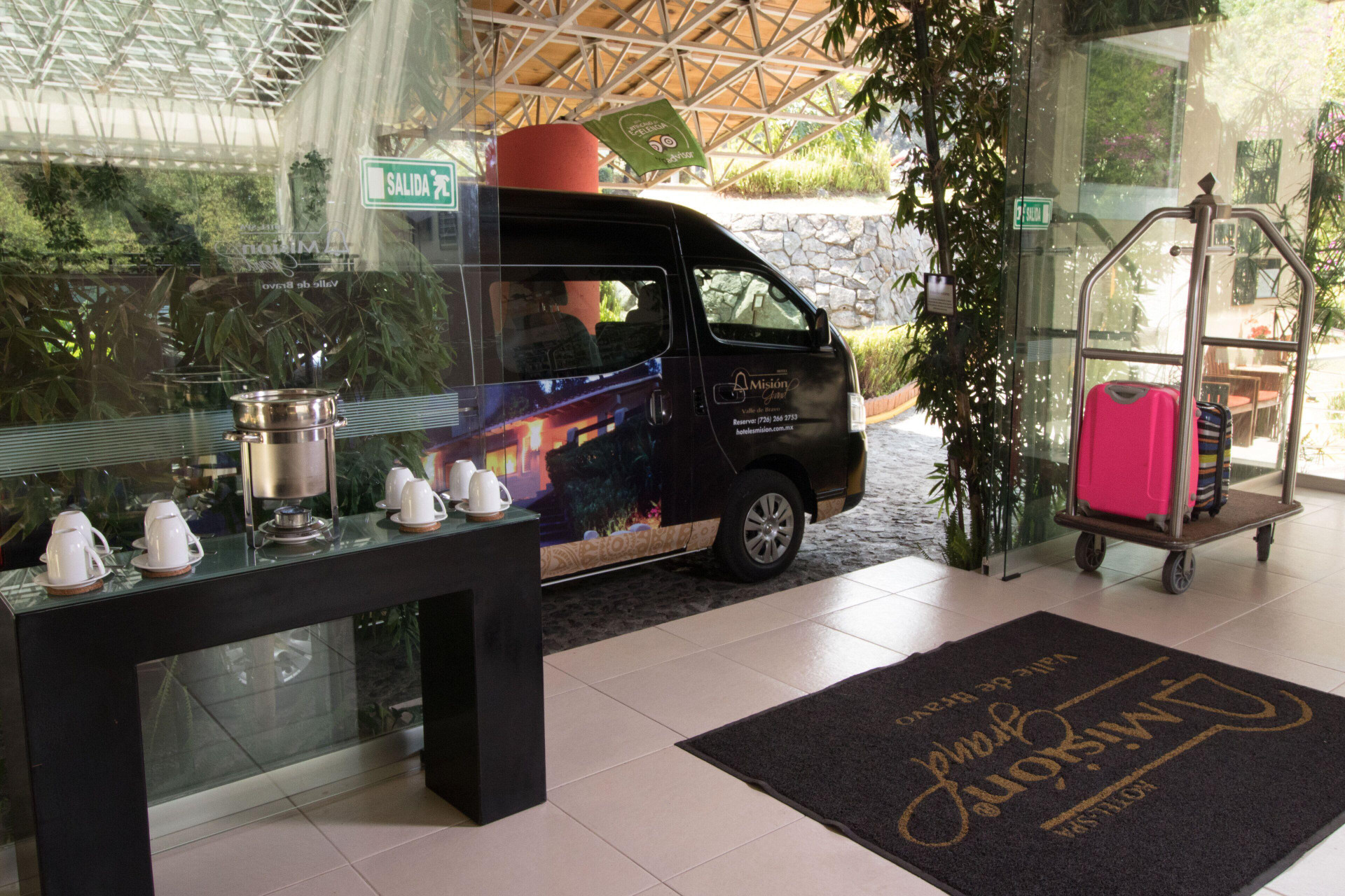 Vista Lobby Mision Grand Valle de Bravo