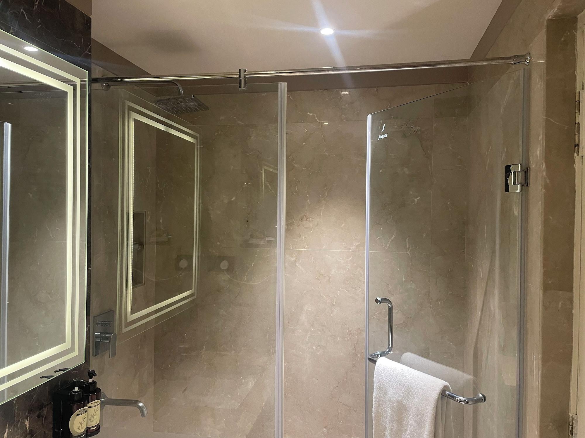 Equipamiento de Habitación Temple View Badrinath House