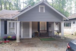 Alquiler Vacacional - 1920's Atlanta Antique Furnished Cozy Cottage in Historic Collier Heights area