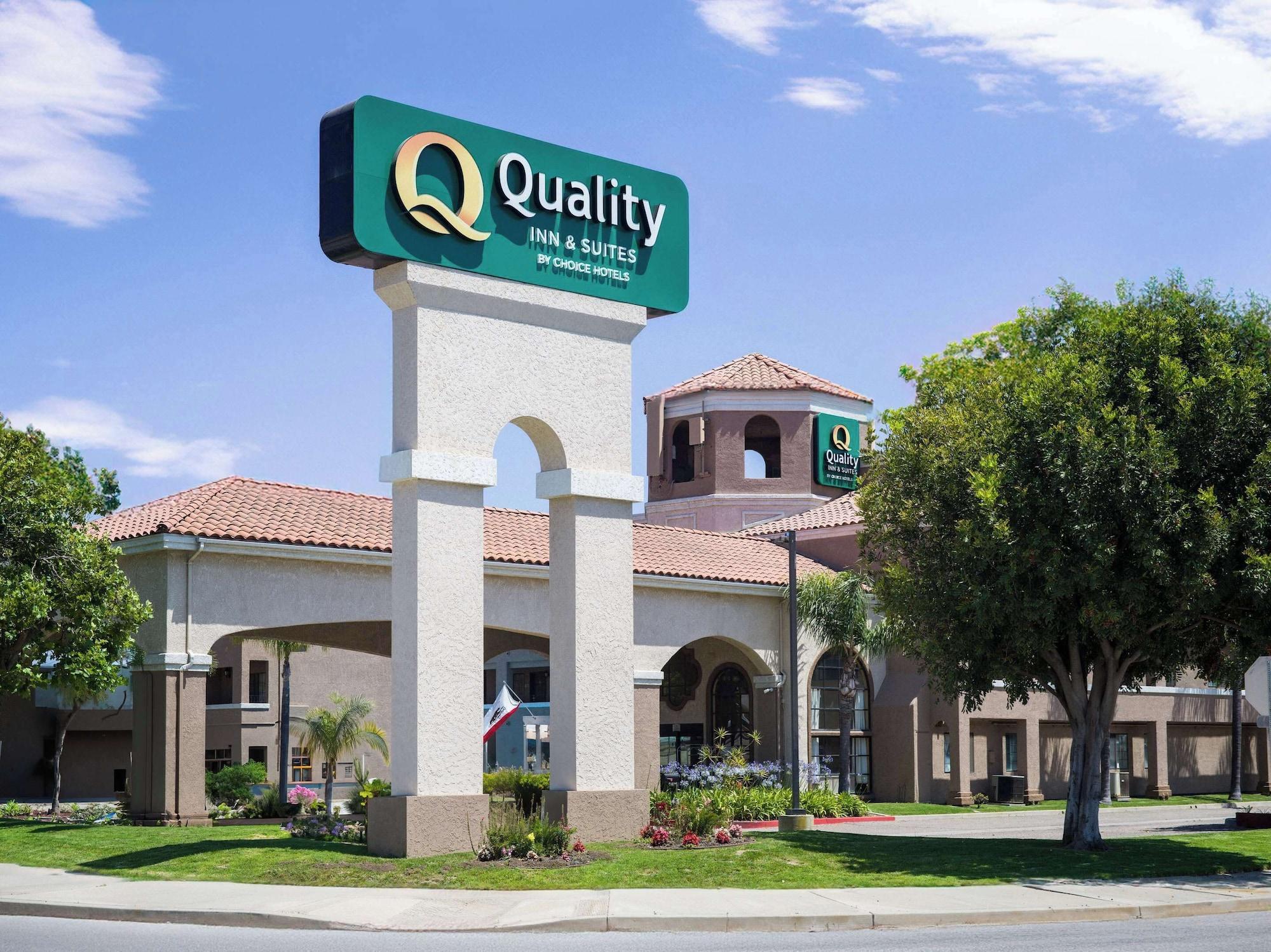Vista Exterior Quality Inn & Suites Camarillo - Oxnard