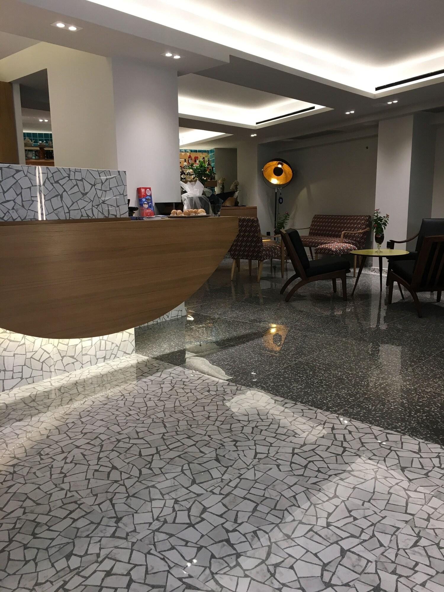 Vista Lobby 360 Degrees
