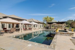 Alquiler Vacacional - Pool, Peacocks & Views! Lavish Retreat in Gilroy