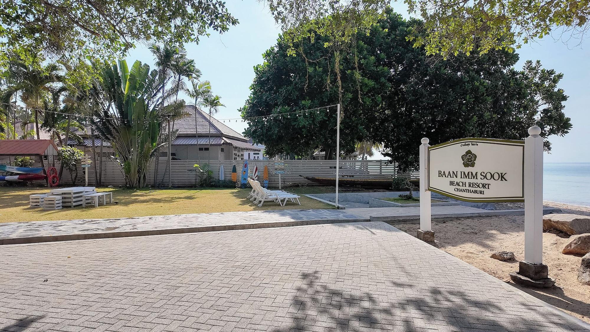 Vista Exterior Baan Pun Sook