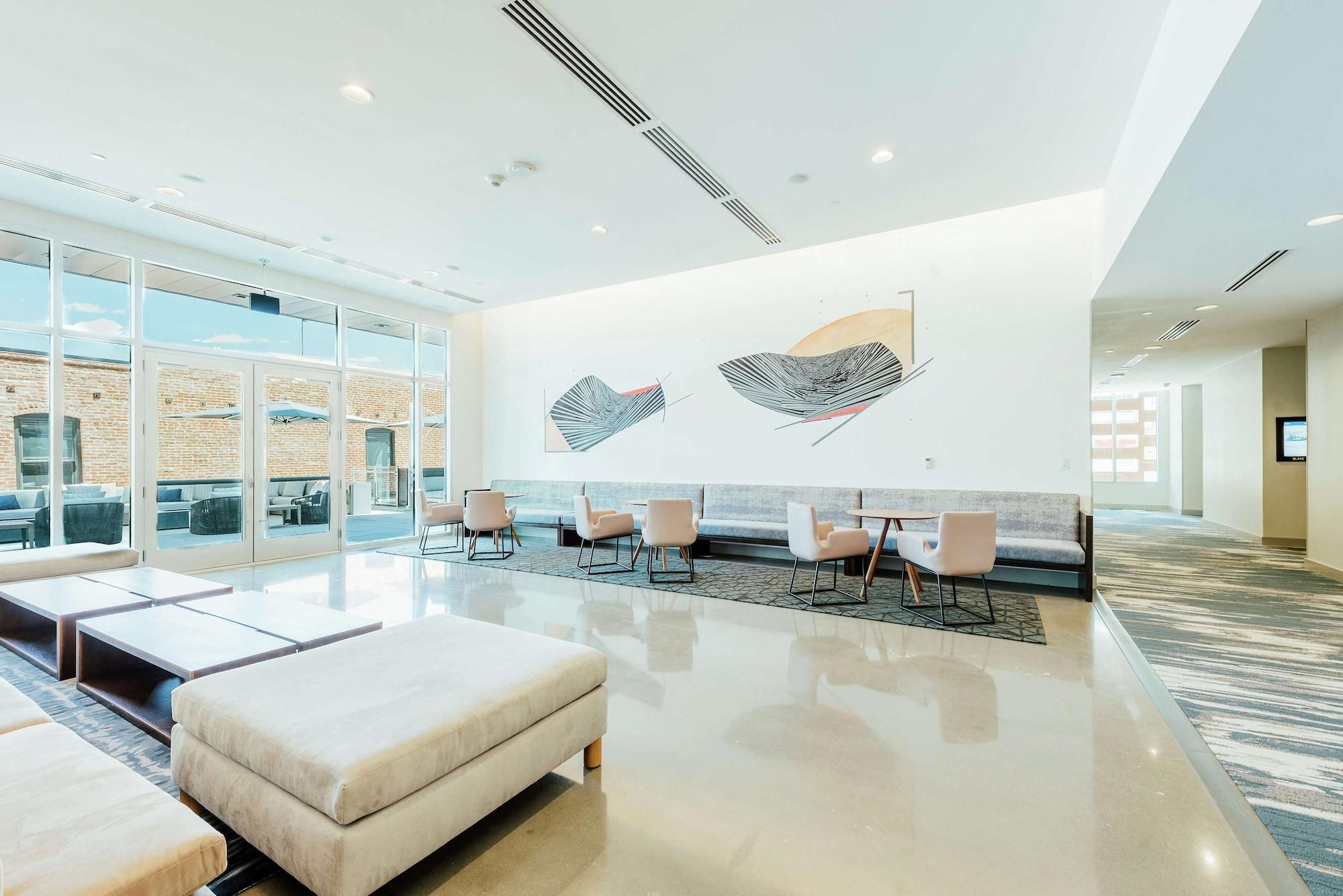 Vista Lobby Hilton Garden Inn Denver Union Station, CO