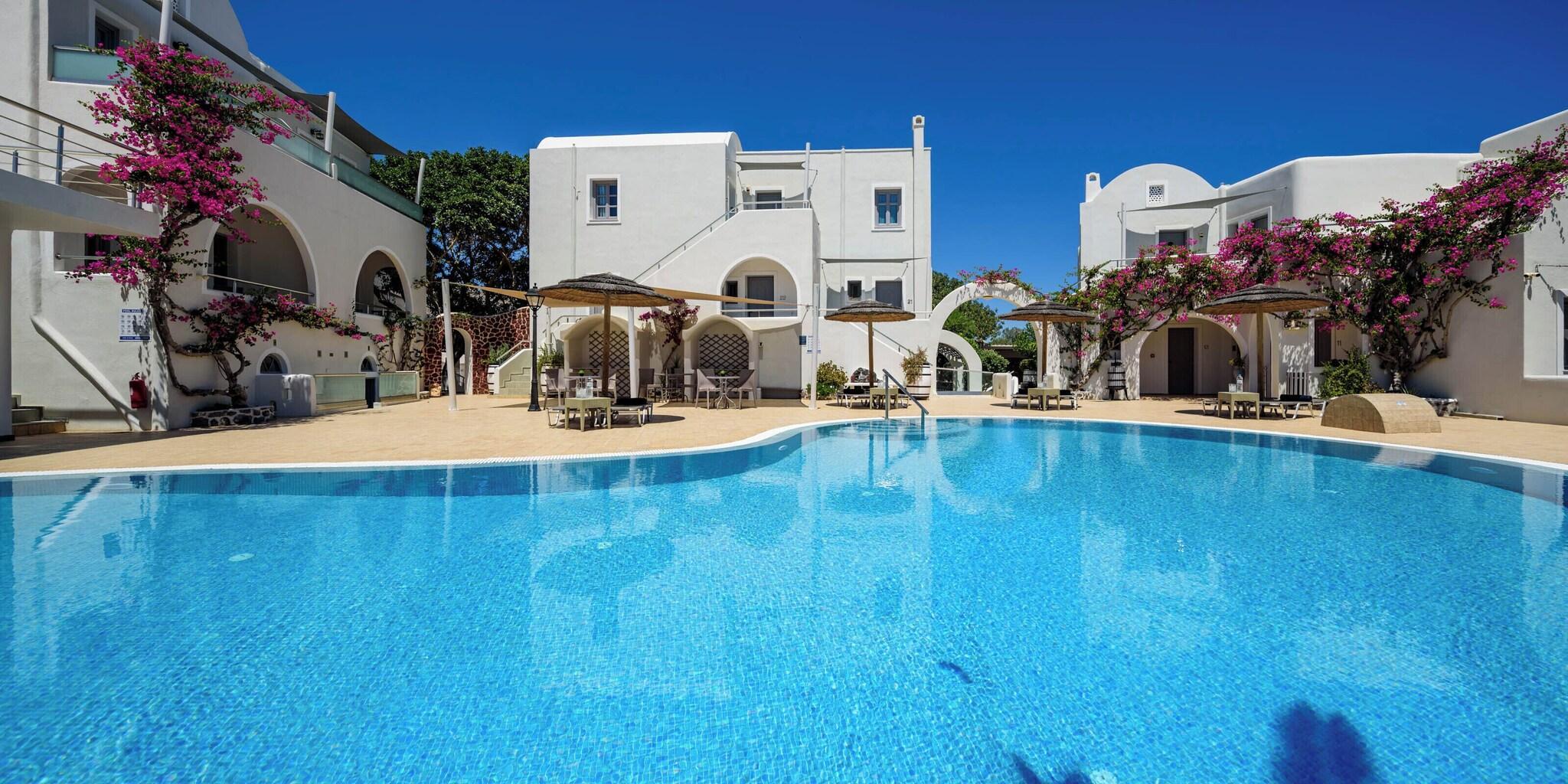 Vista Exterior Smaragdi Hotel