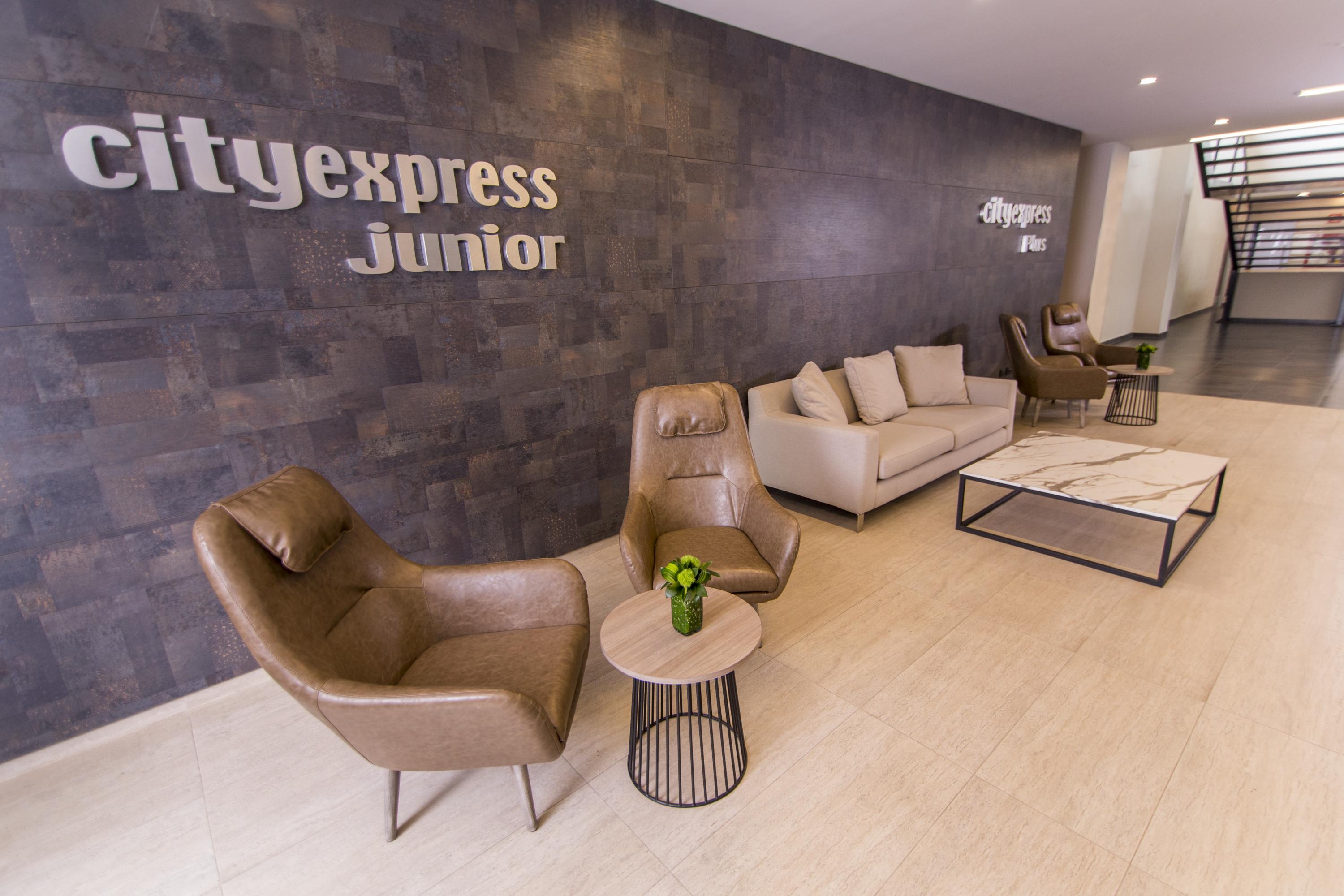 Vista Lobby City Express Junior by Marriott Bogota Aeropuerto