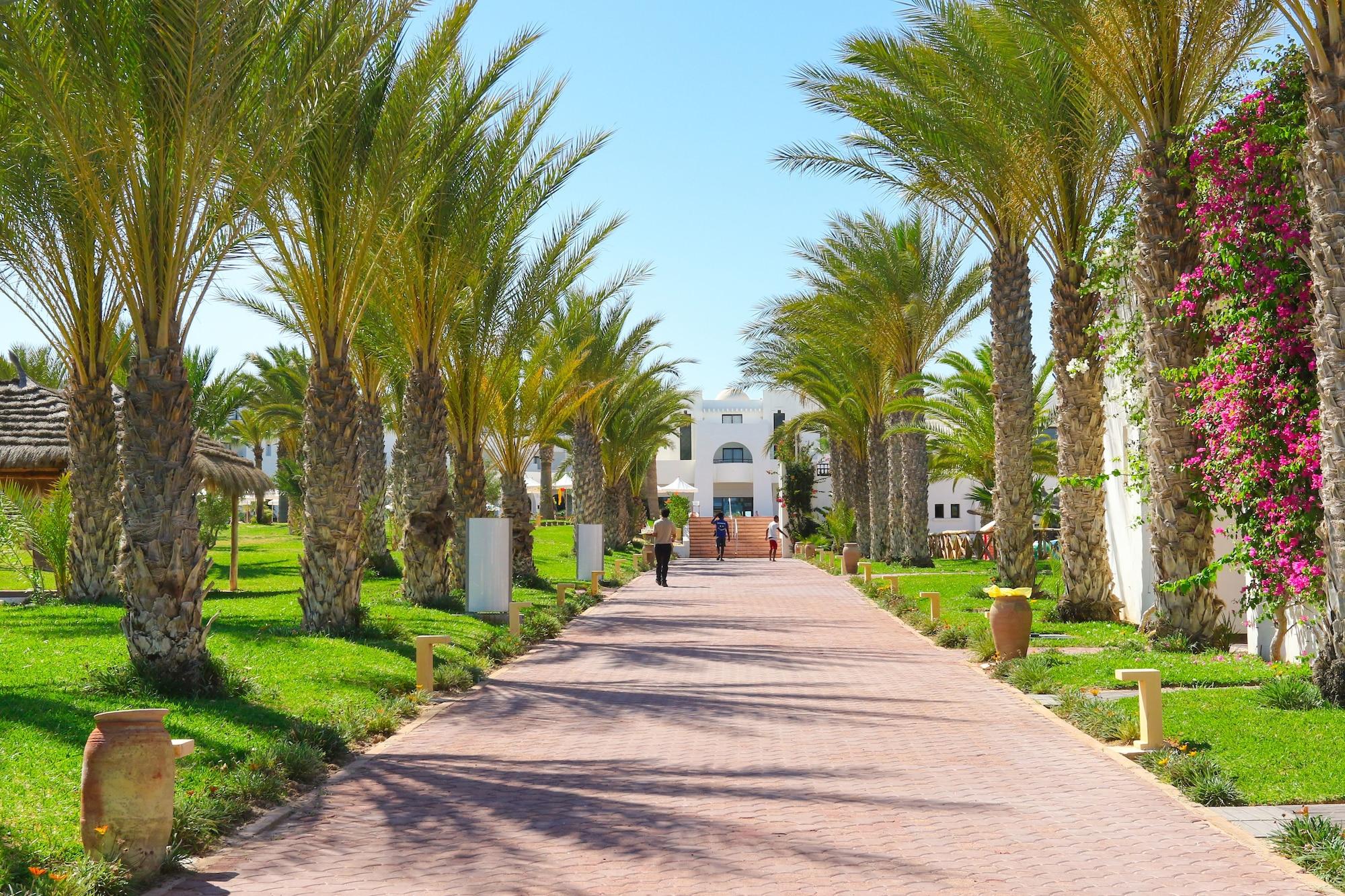 Vista Exterior Club Palm Azur - Families and Couples