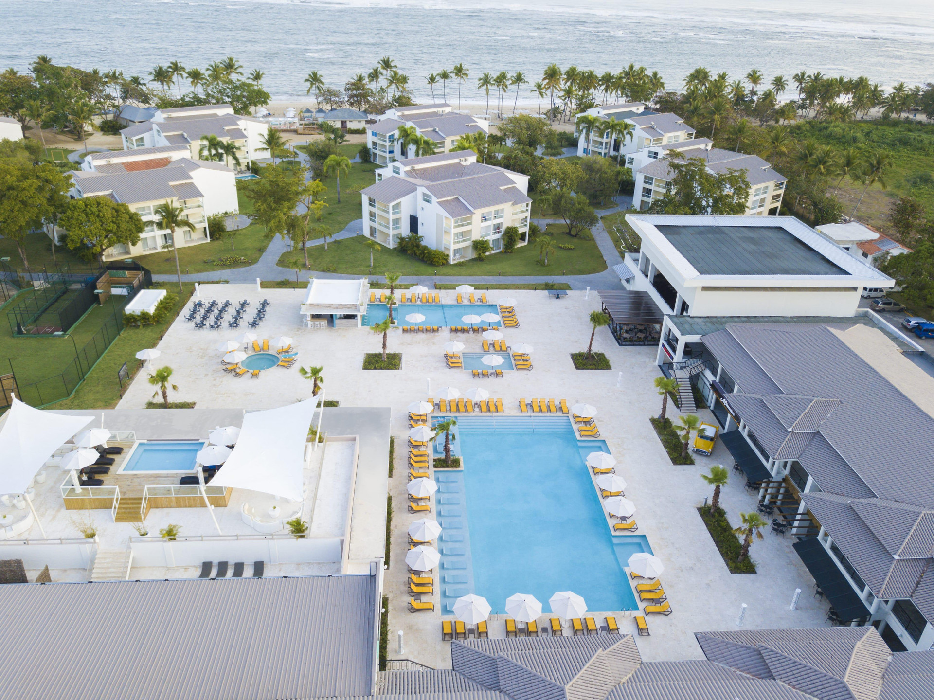 Vista Exterior Emotions by Hodelpa Puerto Plata