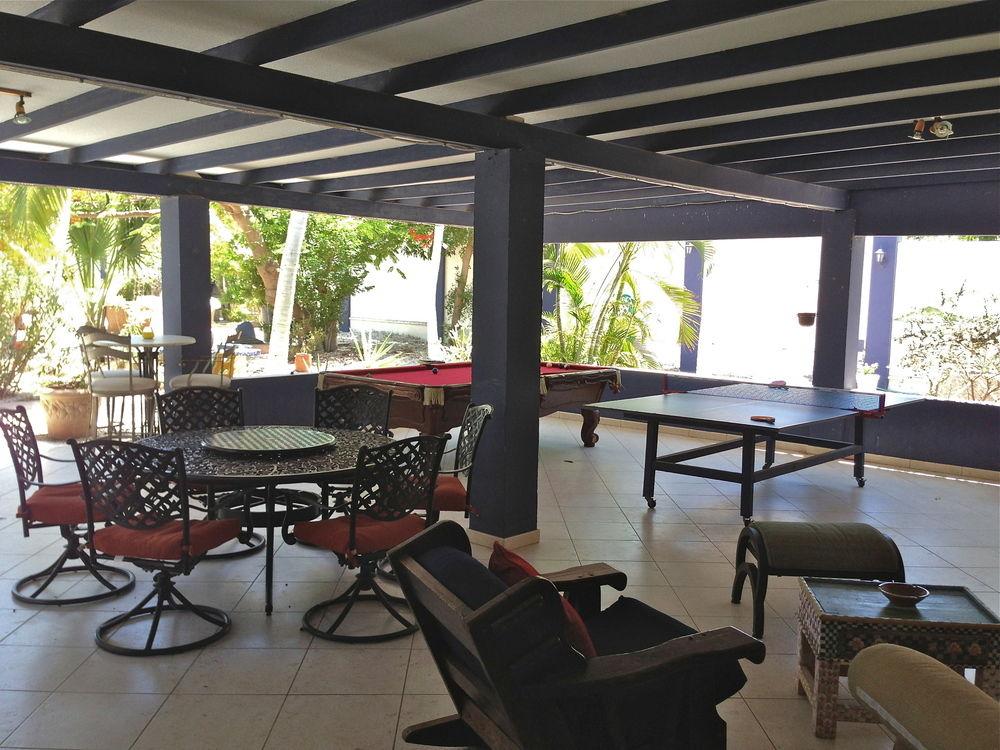 Vista Lobby Club Arias