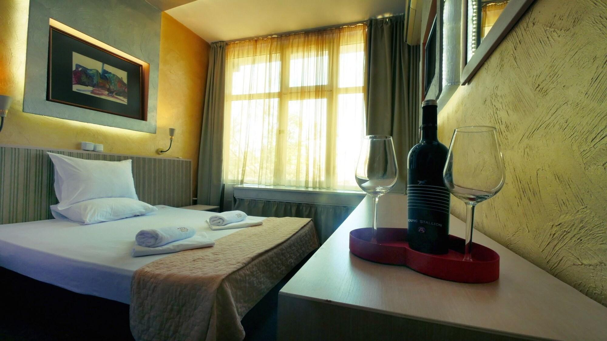 Varios Hotel Alabin Central