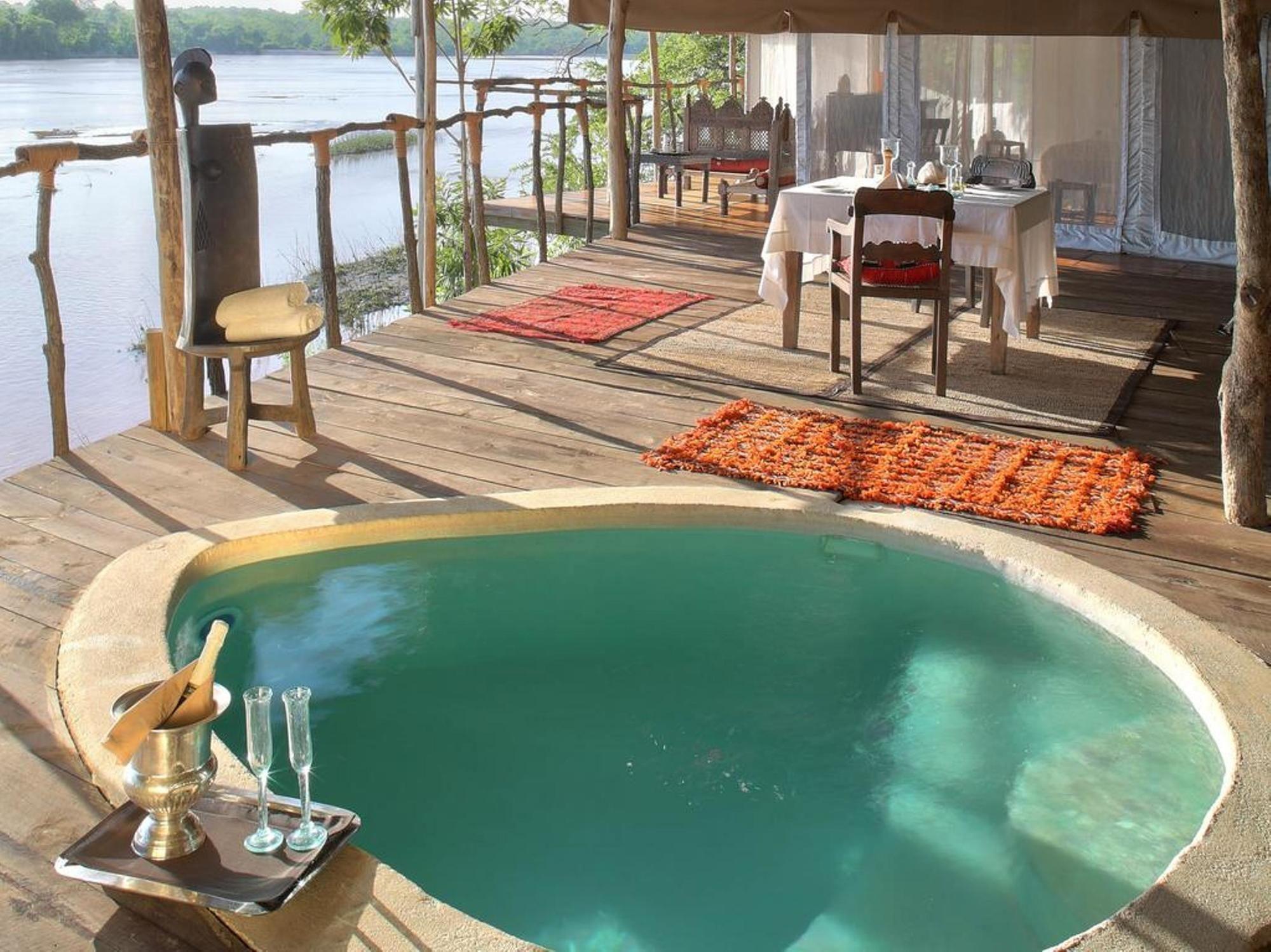 Vista Piscina The Retreat Selous - All Inclusive