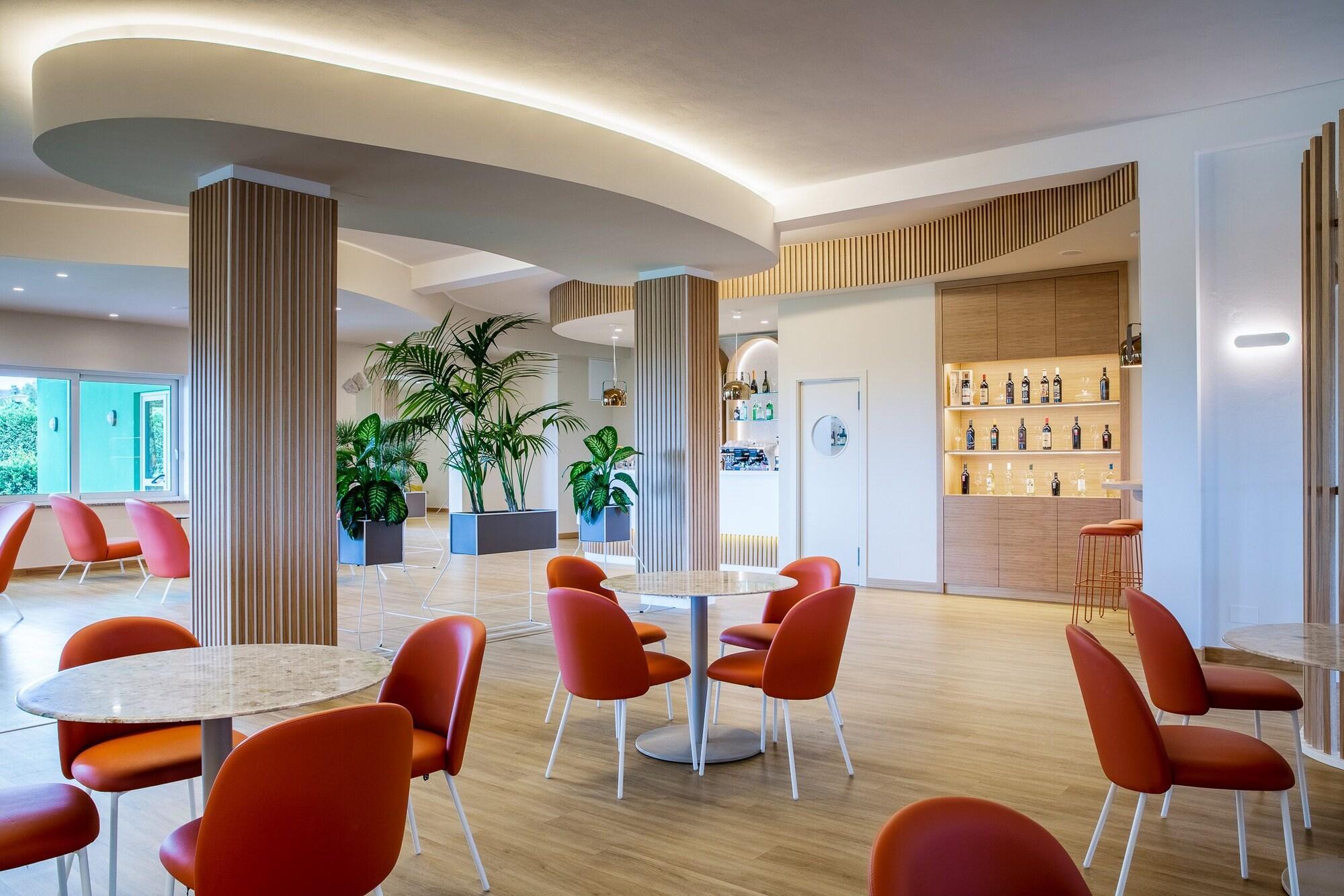 Bar/Salón Lu' Hotel Porto Pino