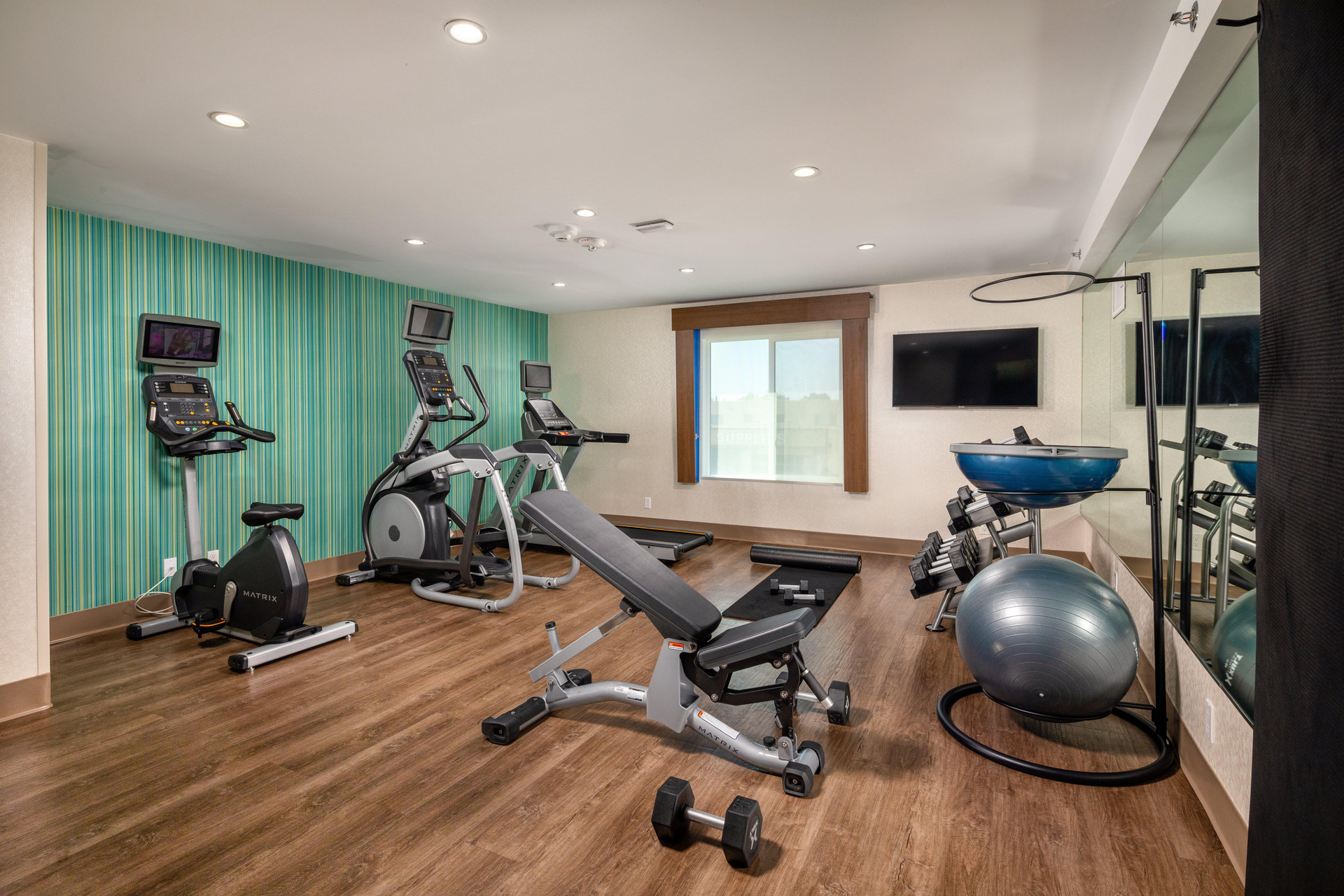 Instalaciones Recreativas Holiday Inn Express & Suites Chatsworth by IHG