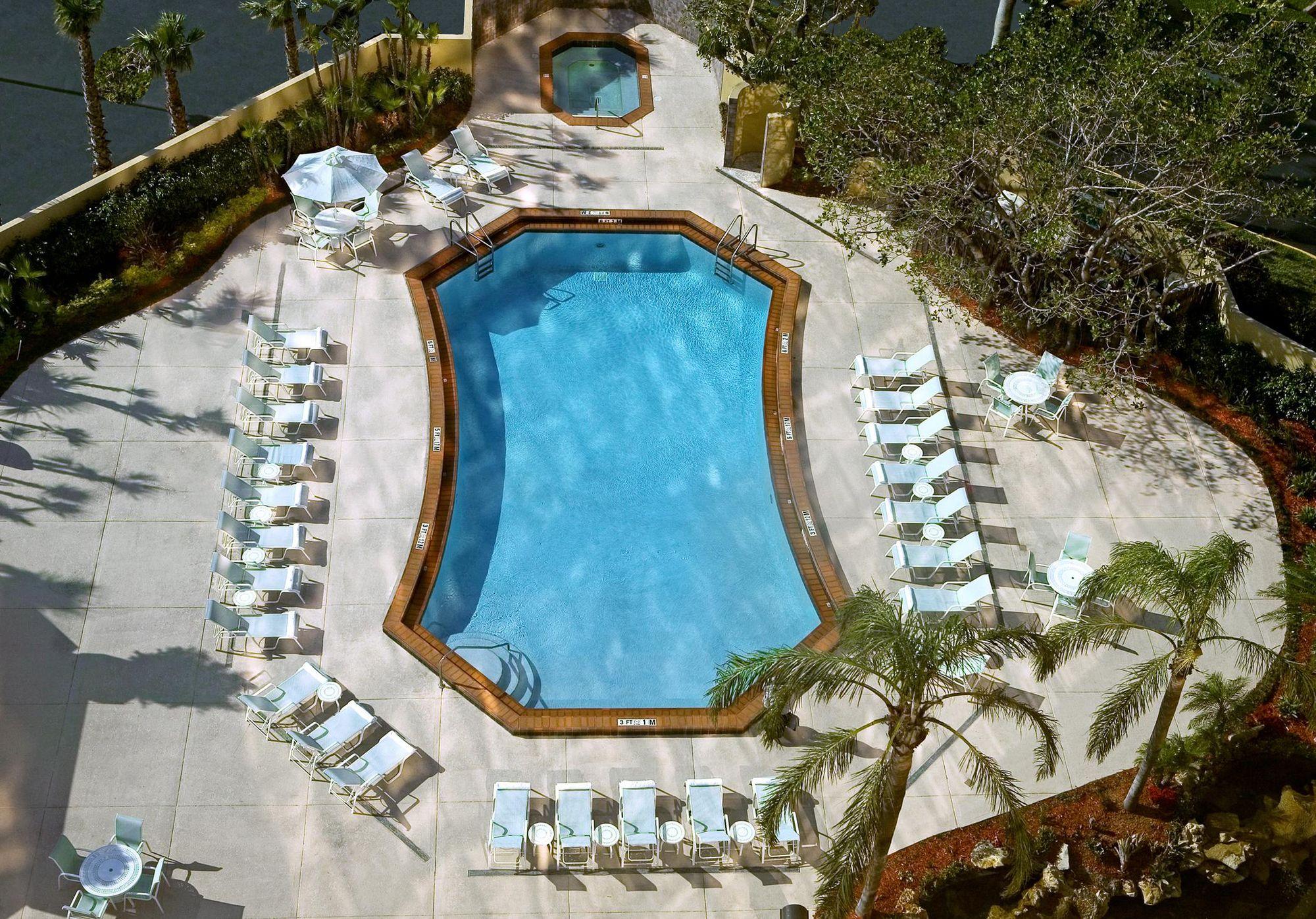 Comodidades del Alojamiento Doubletree Hotel & Miami Airport Convention Center