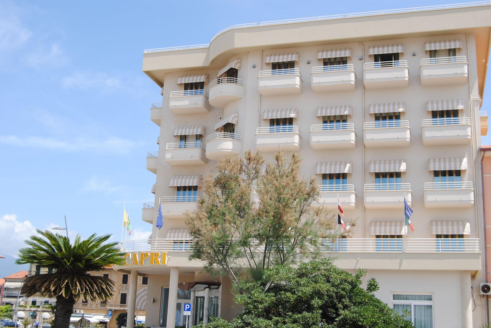 Vista Exterior Hotel Capri & Residence