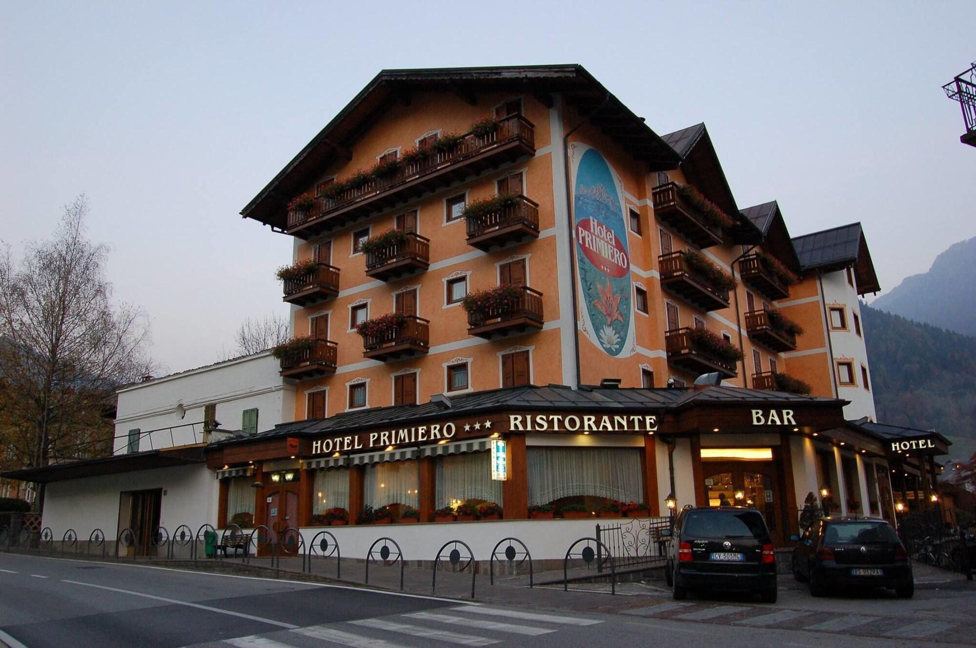Vista Exterior Hotel Primiero
