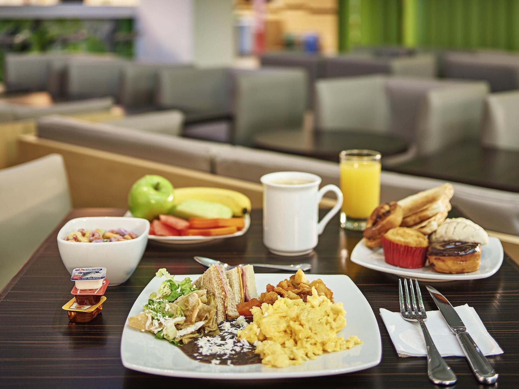 Restaurant ibis Cancun Centro