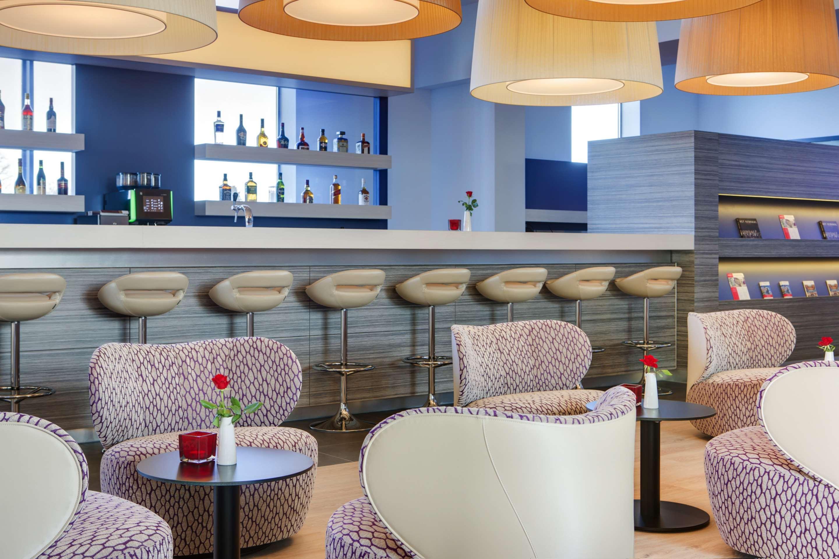 Bar/Salón IntercityHotel Enschede