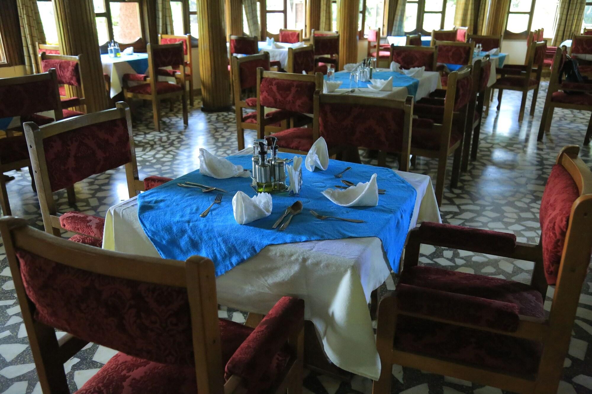 Restaurant Dib Anbessa Hotel Bahir Dar