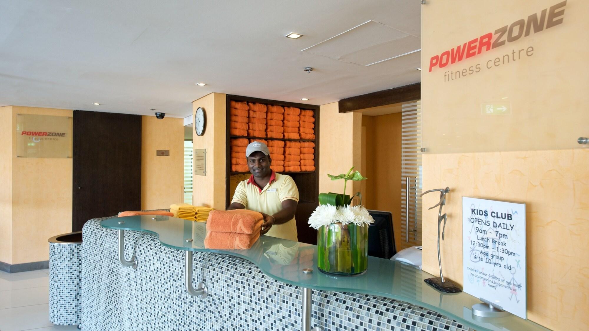 Vista Lobby TIME Oak Hotel & Suites