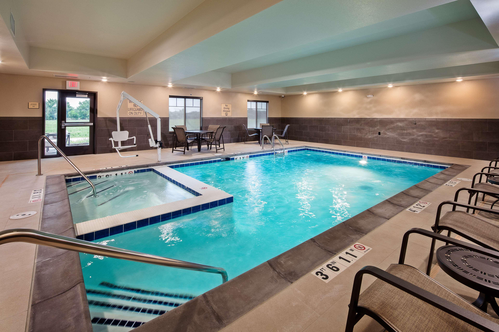 Vista Piscina Best Western Plus Overland Inn