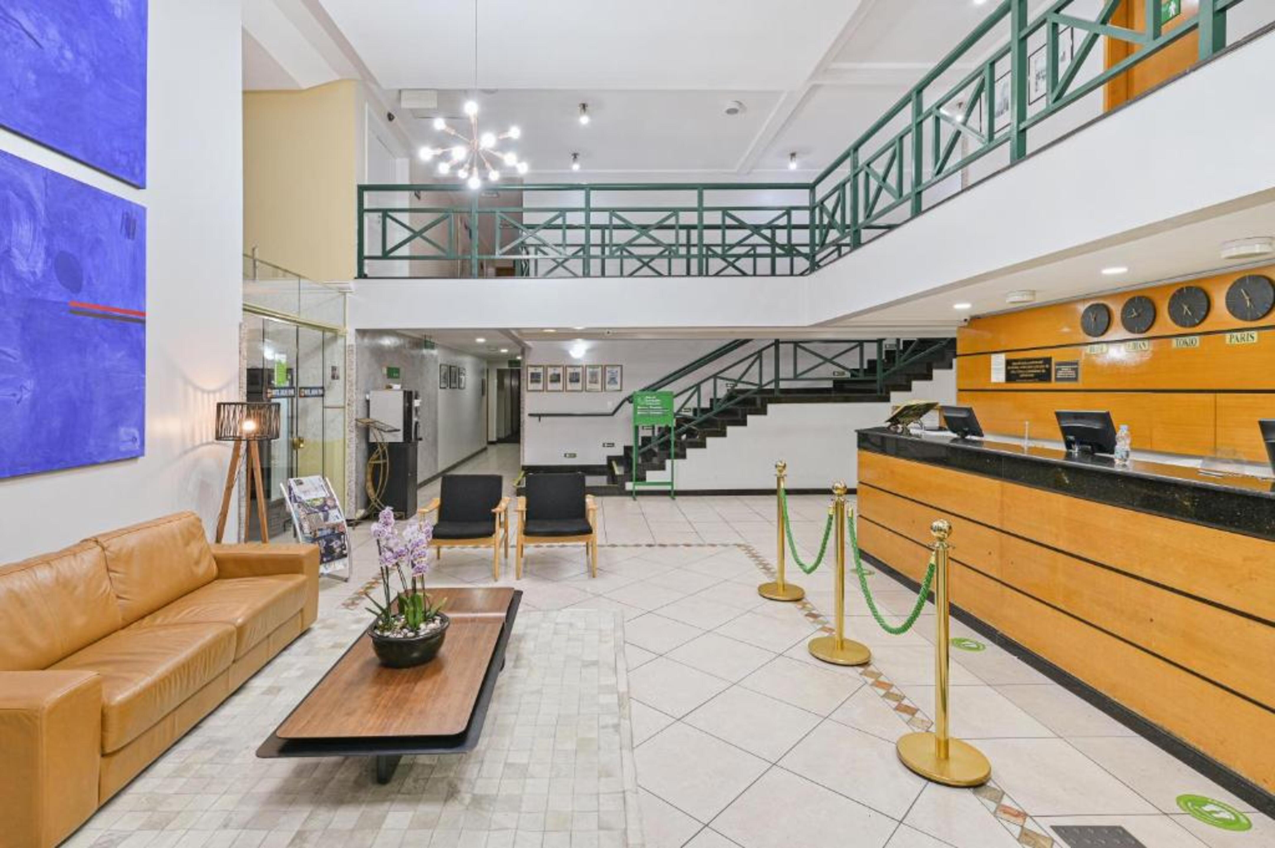 Vista Lobby Hotel Golden Park Campinas Viracopos By Nacional Inn