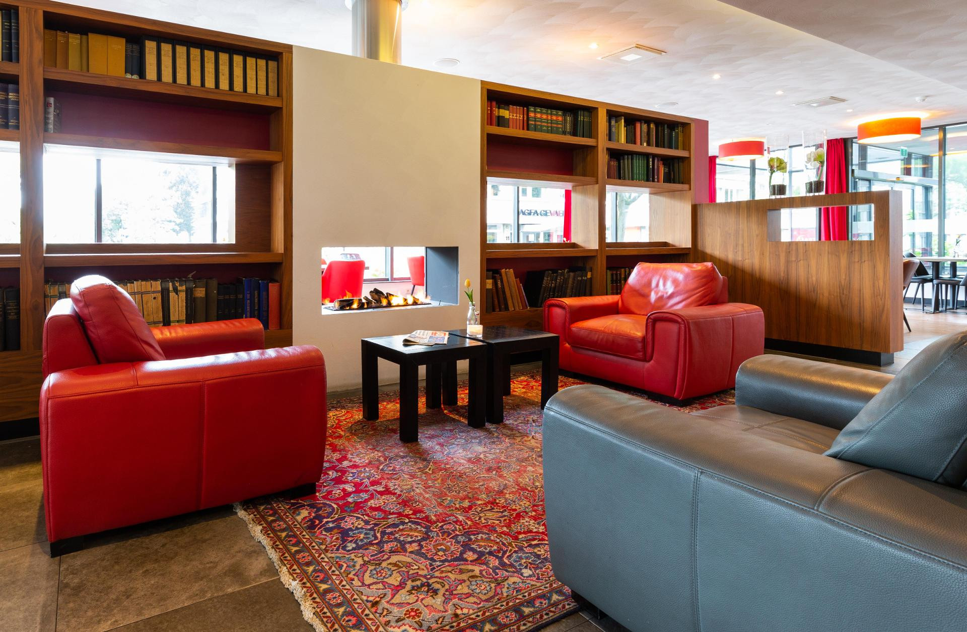 Vista Lobby Bastion Hotel Den Haag Rijswijk