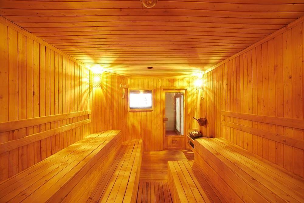 Spa Saffron Hotel