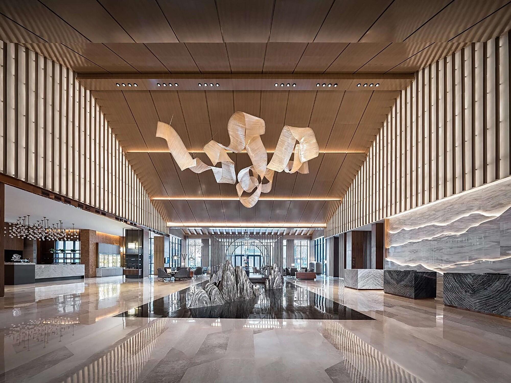 Vista Lobby Hyatt Regency Beijing Shiyuan