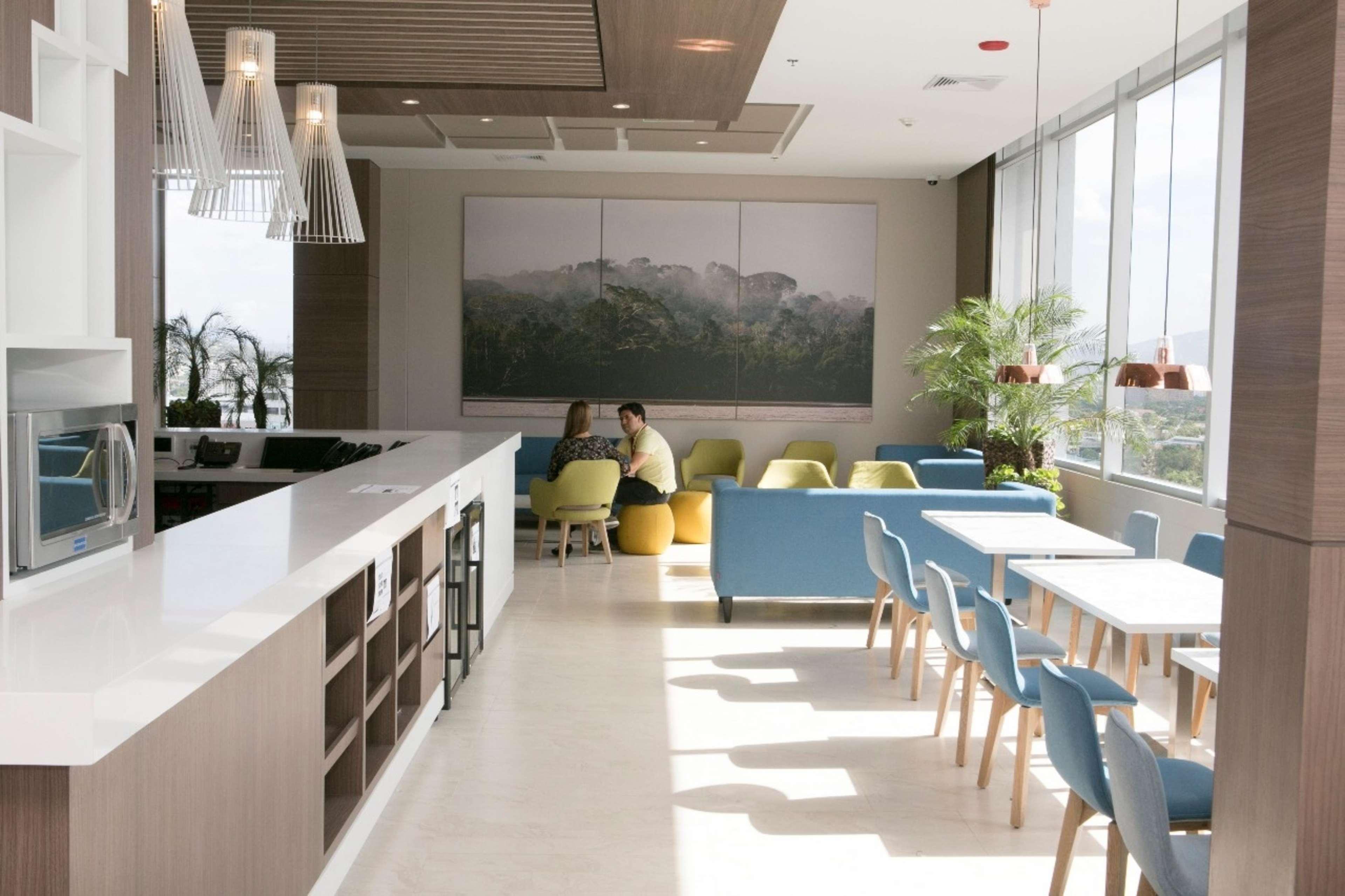 Vista Lobby Hampton Inn by Hilton Cucuta