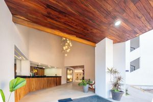 Alojamiento - Your Beachfront Destination 4