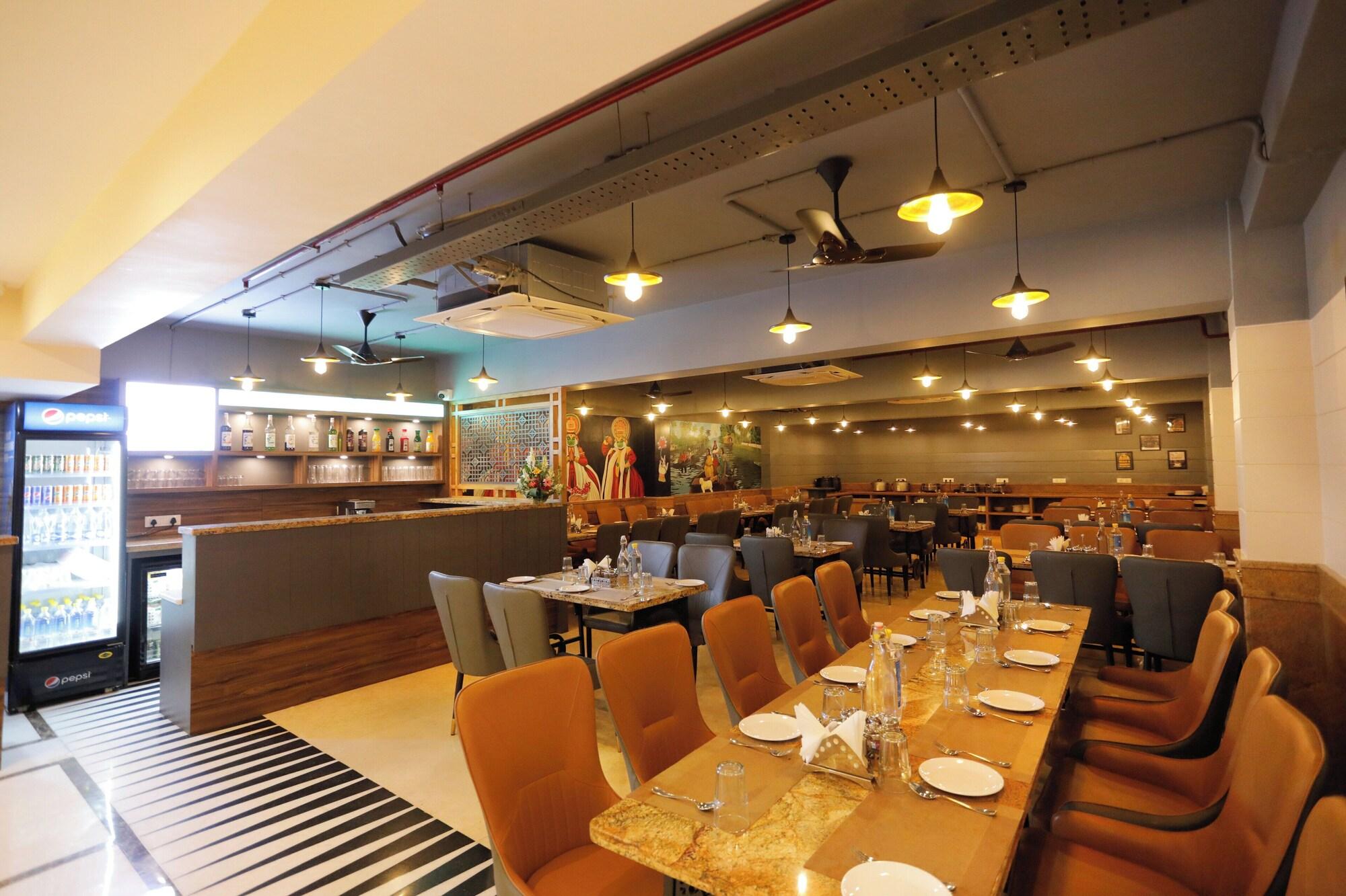 Restaurant HOTEL DOLPHIN GRAND