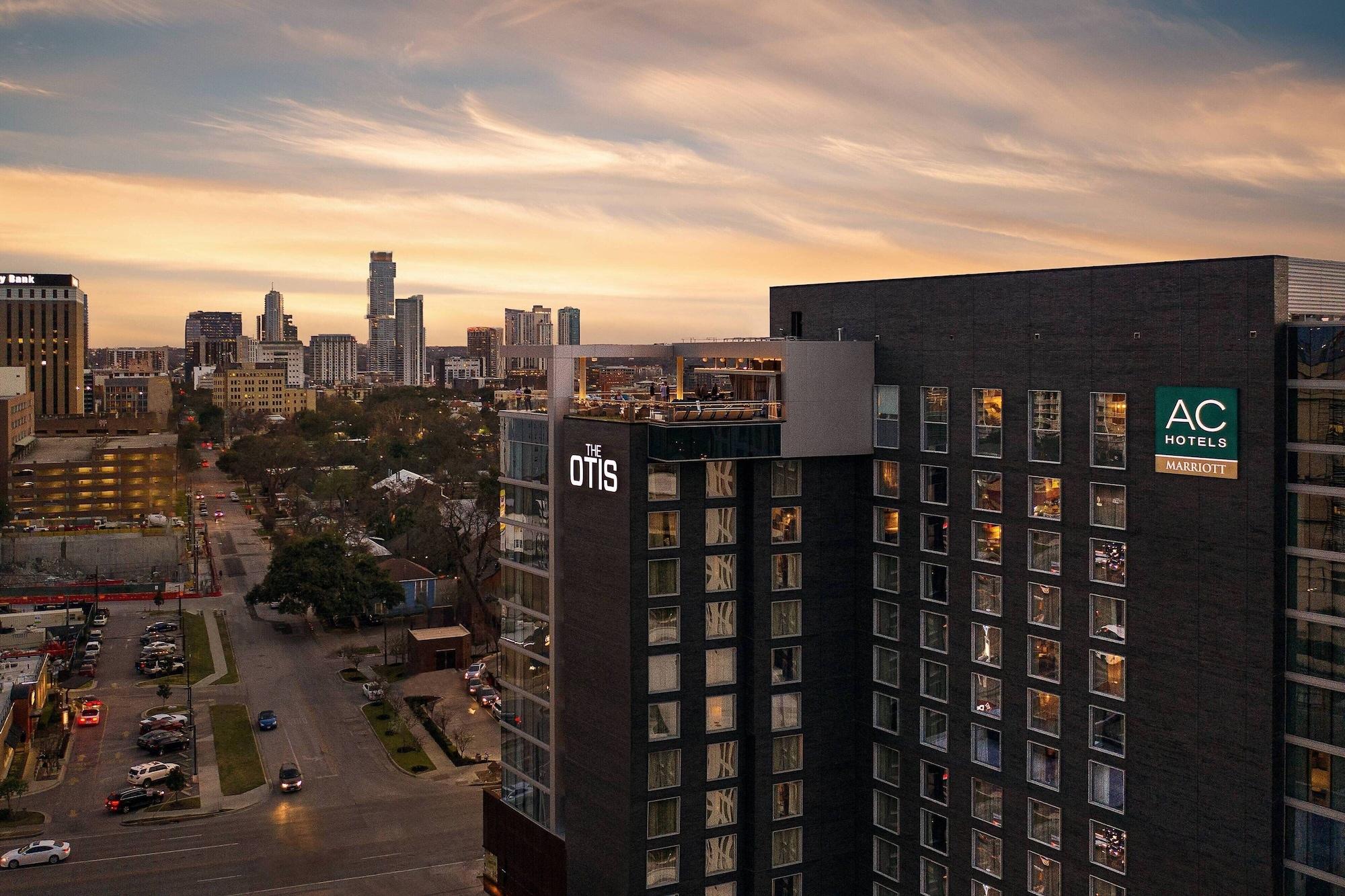 Vista Exterior AC Hotel Austin-University
