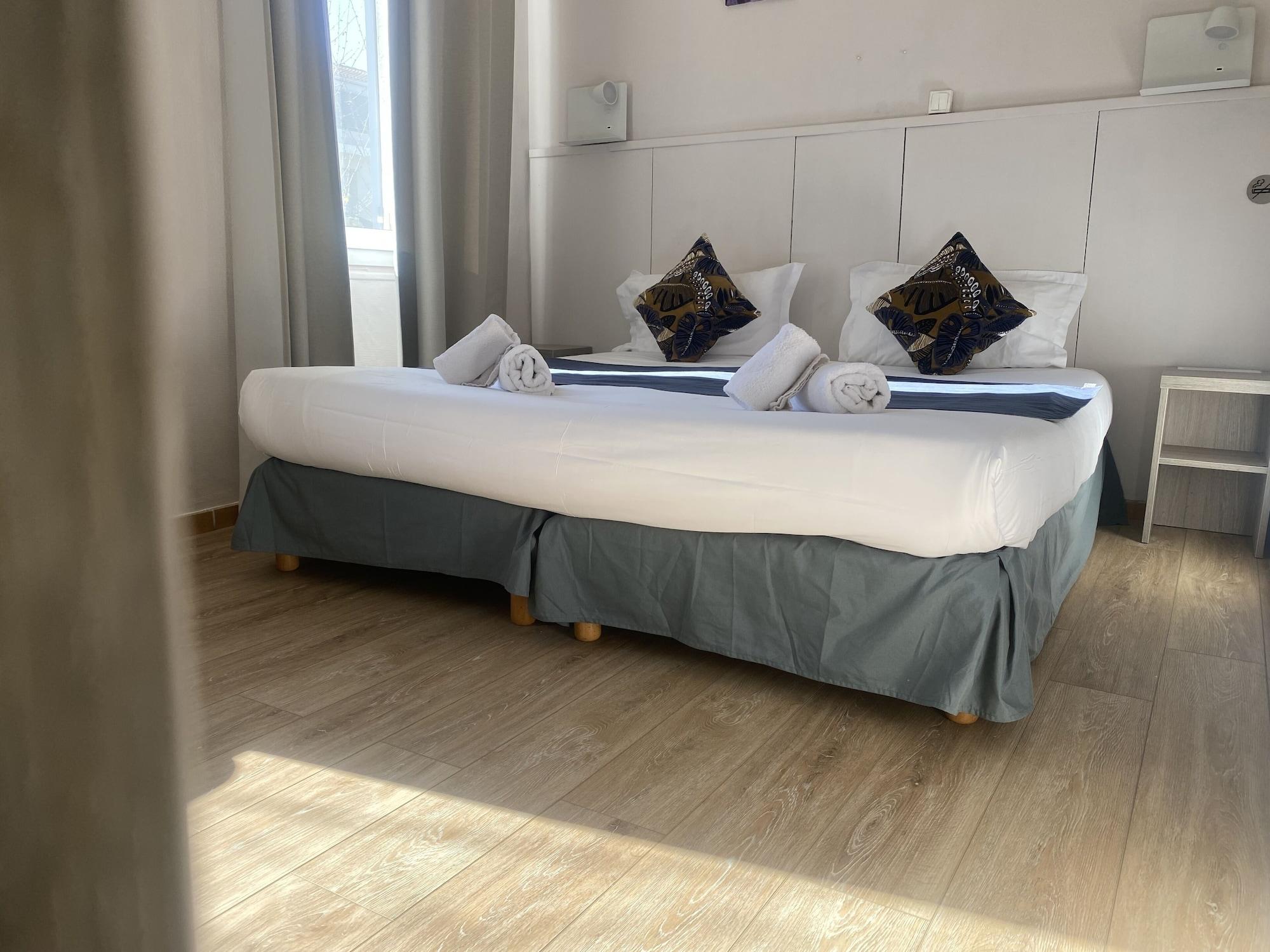 Varios Hotel les Lavandes