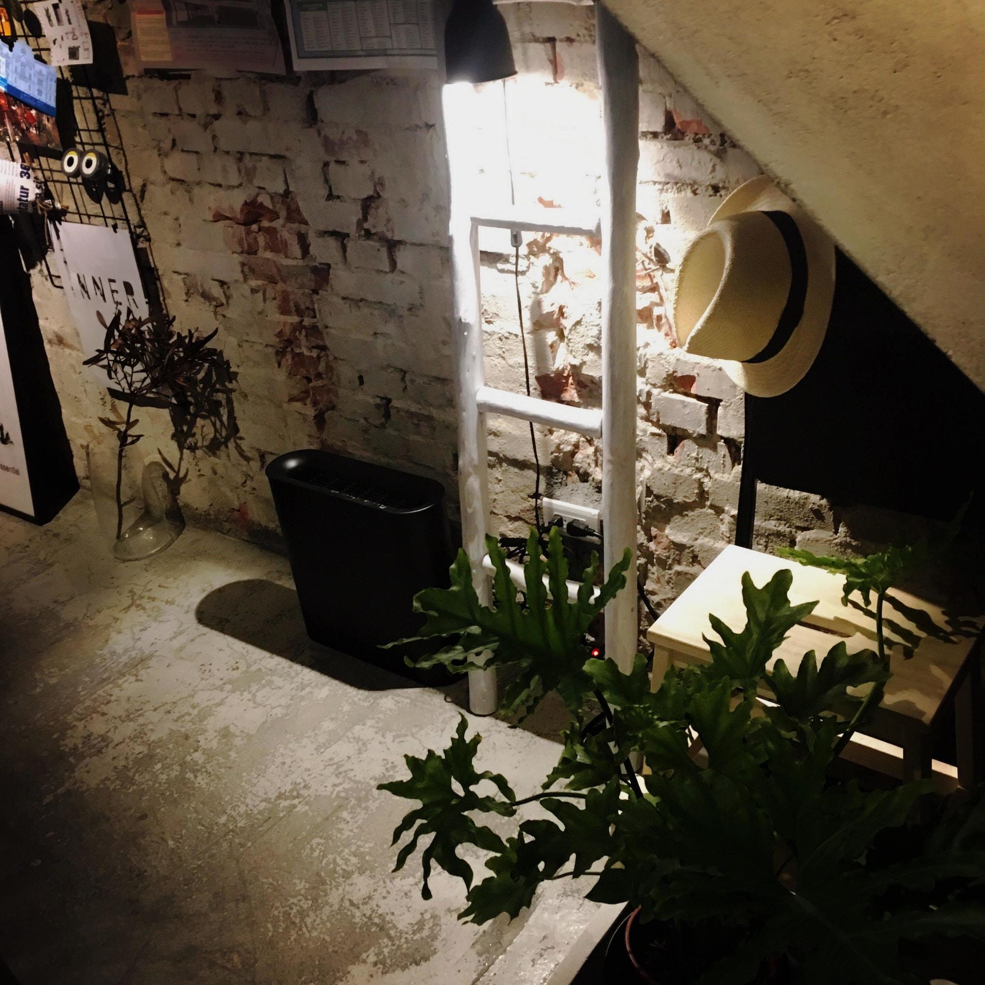 Vista Lobby Inner Place