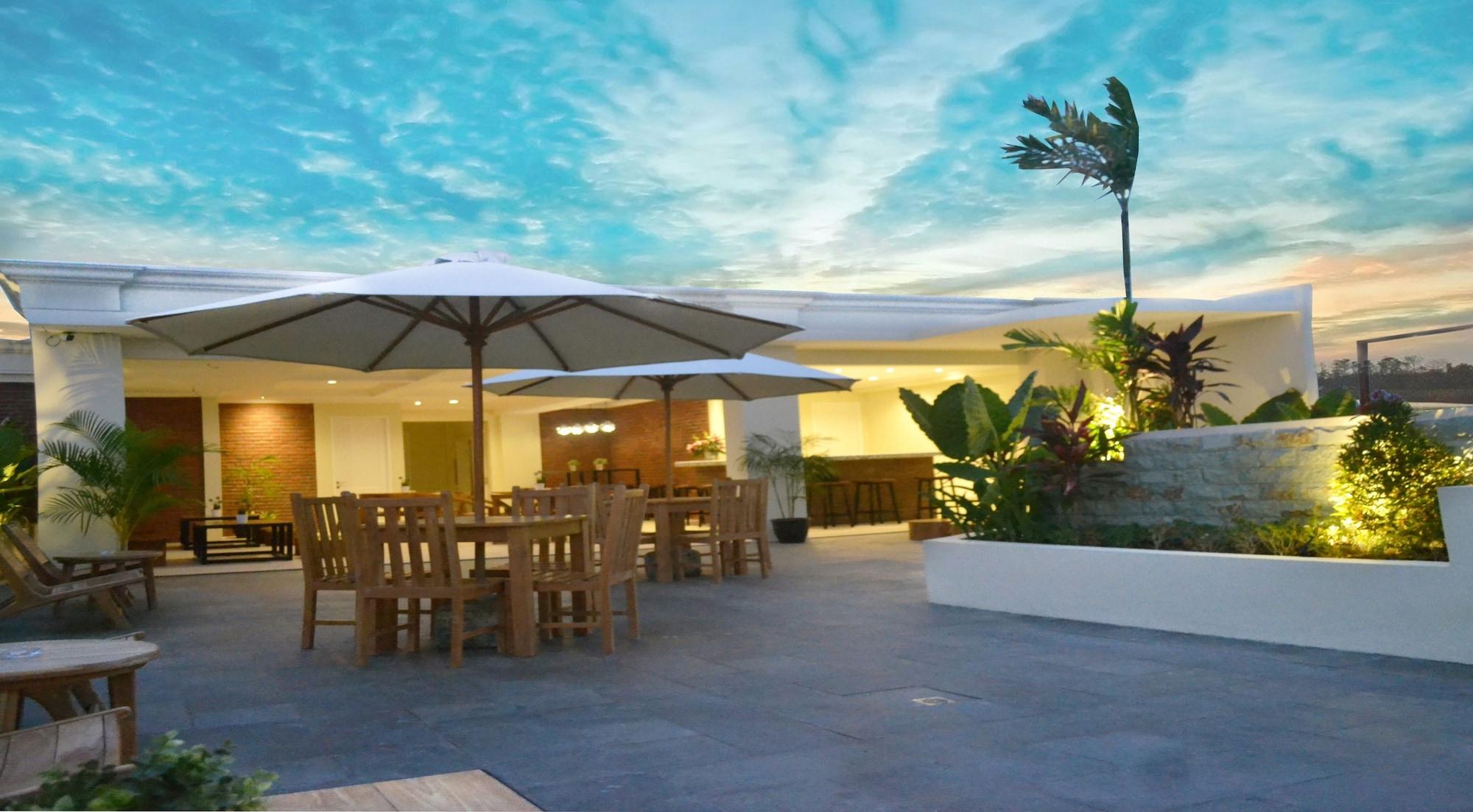 Vista Exterior Amalfi Seminyak