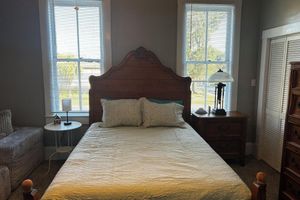 Alquiler Vacacional - Historic 2/1 Upper Suite with Pool, walking distance to downtown