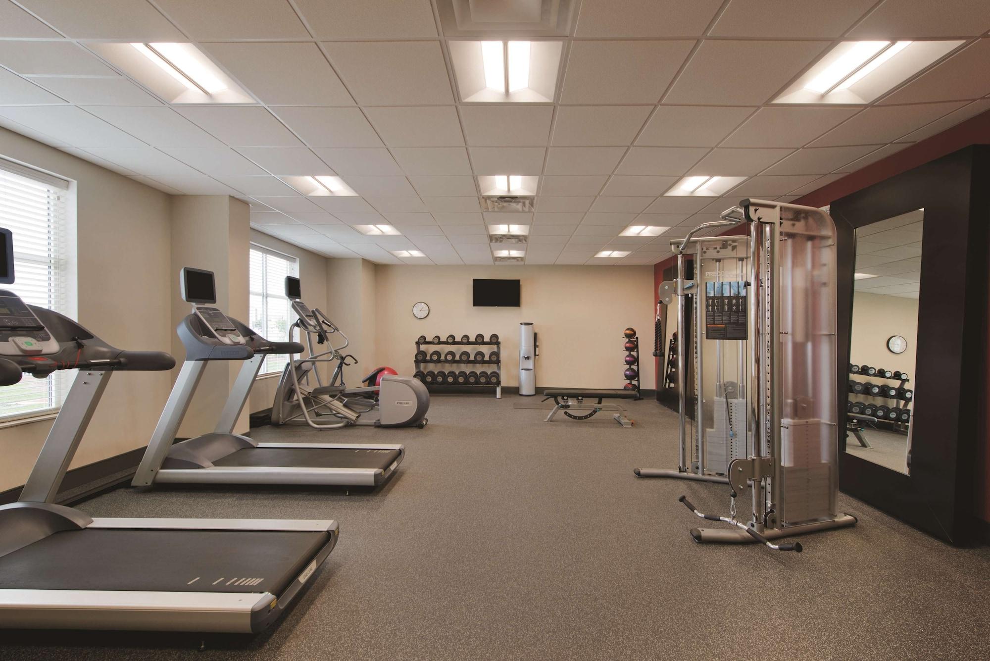 Gimnasio Homewood Suites by Hilton Mobile I-65/Airport Blvd, AL