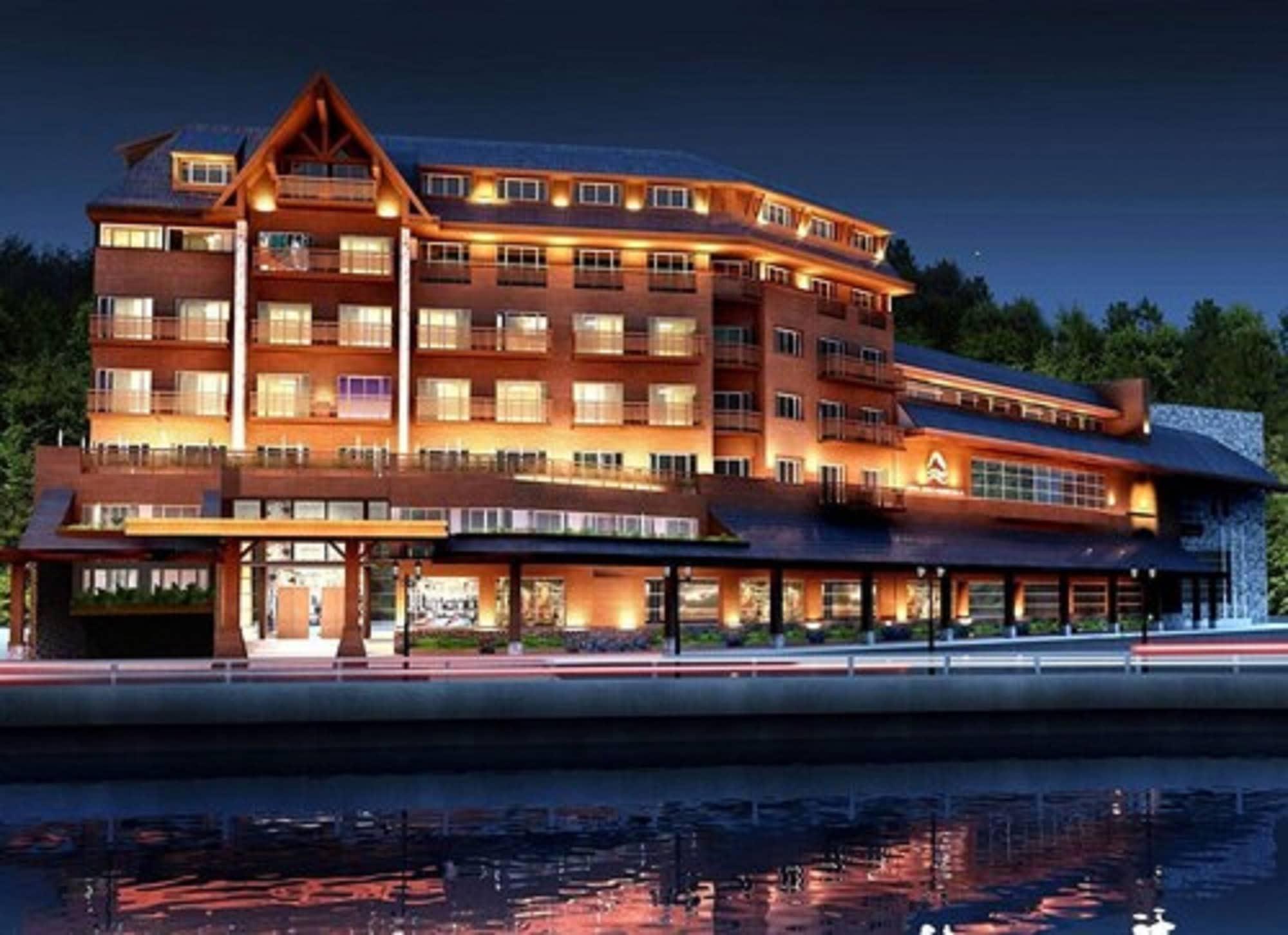 Vista Exterior Hotel Dreams de los Volcanes - Puerto Varas