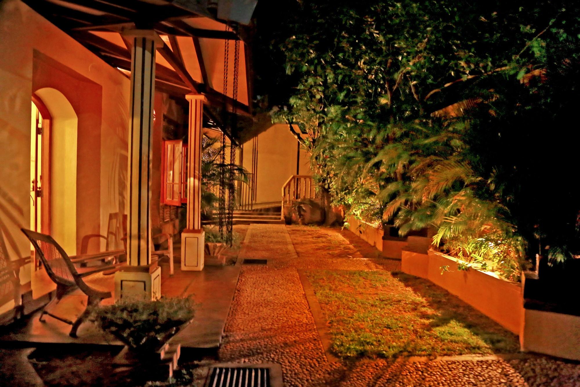 Vista Exterior Heina Villa Colombo