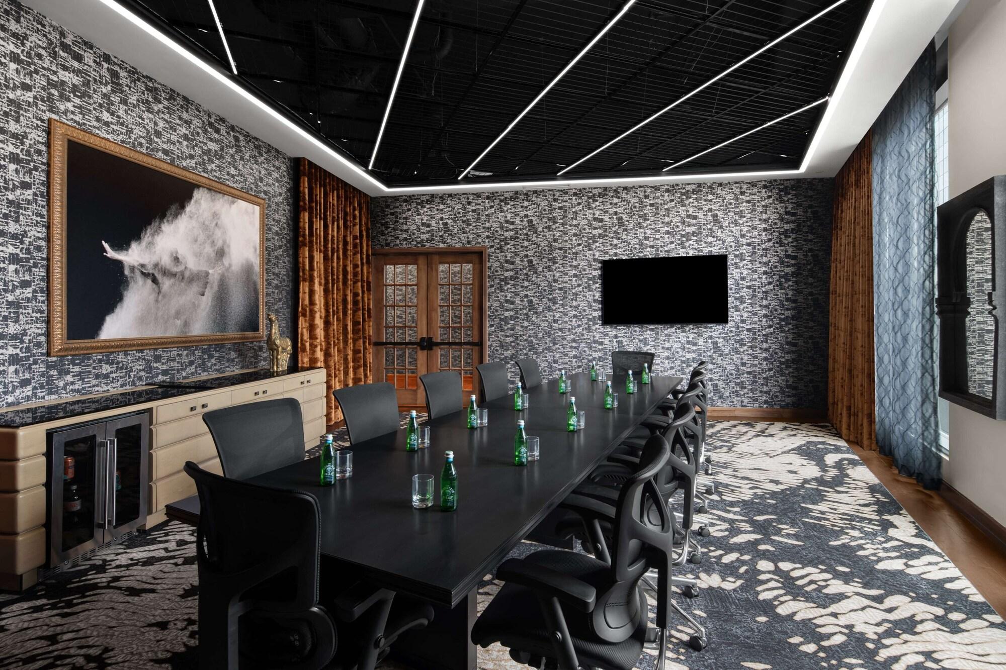 Sala de Reuniones Hotel Fraye Nashville, Curio Collection By Hilton