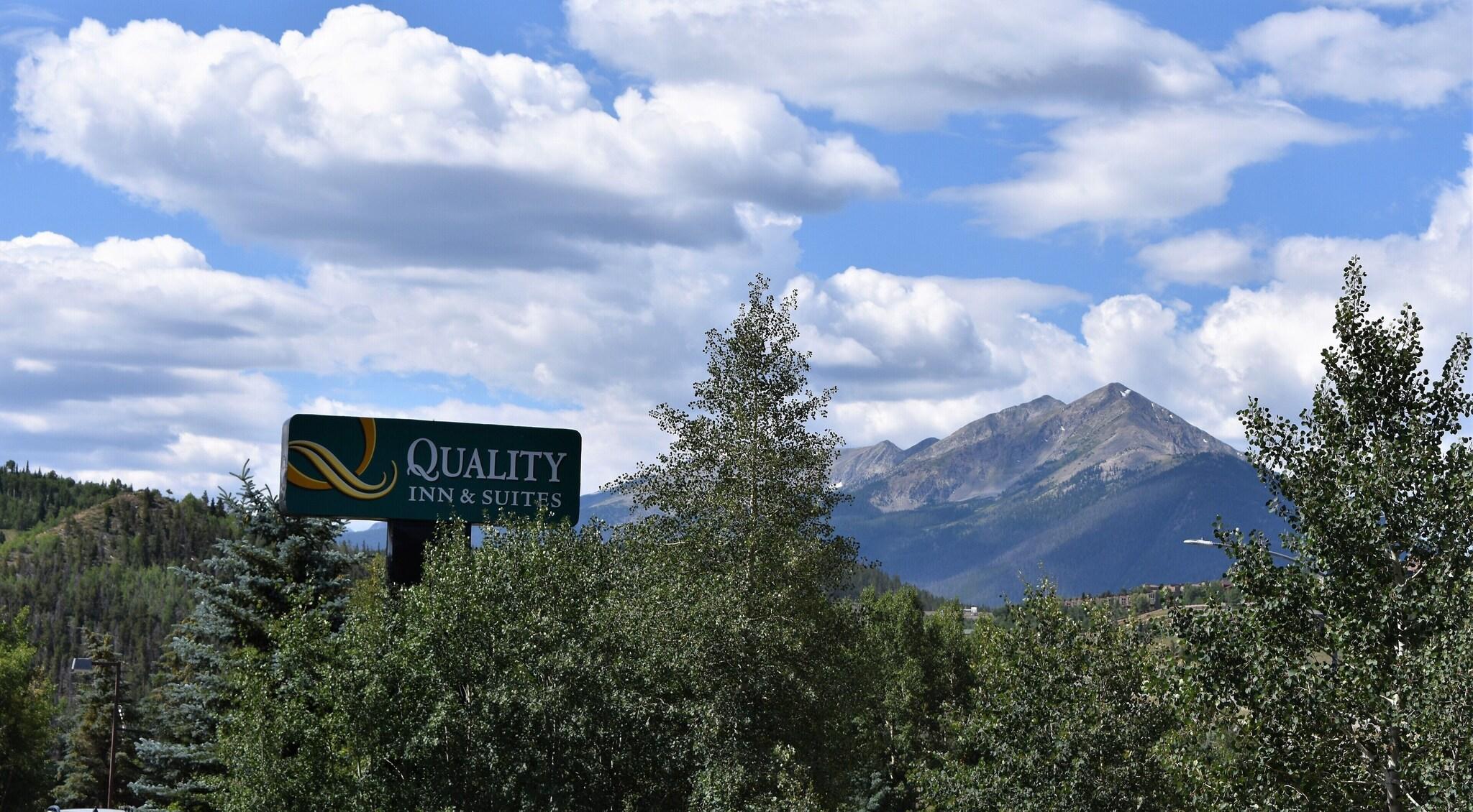 Vista Exterior Quality Inn & Suites Silverthorne - Copper Mountain